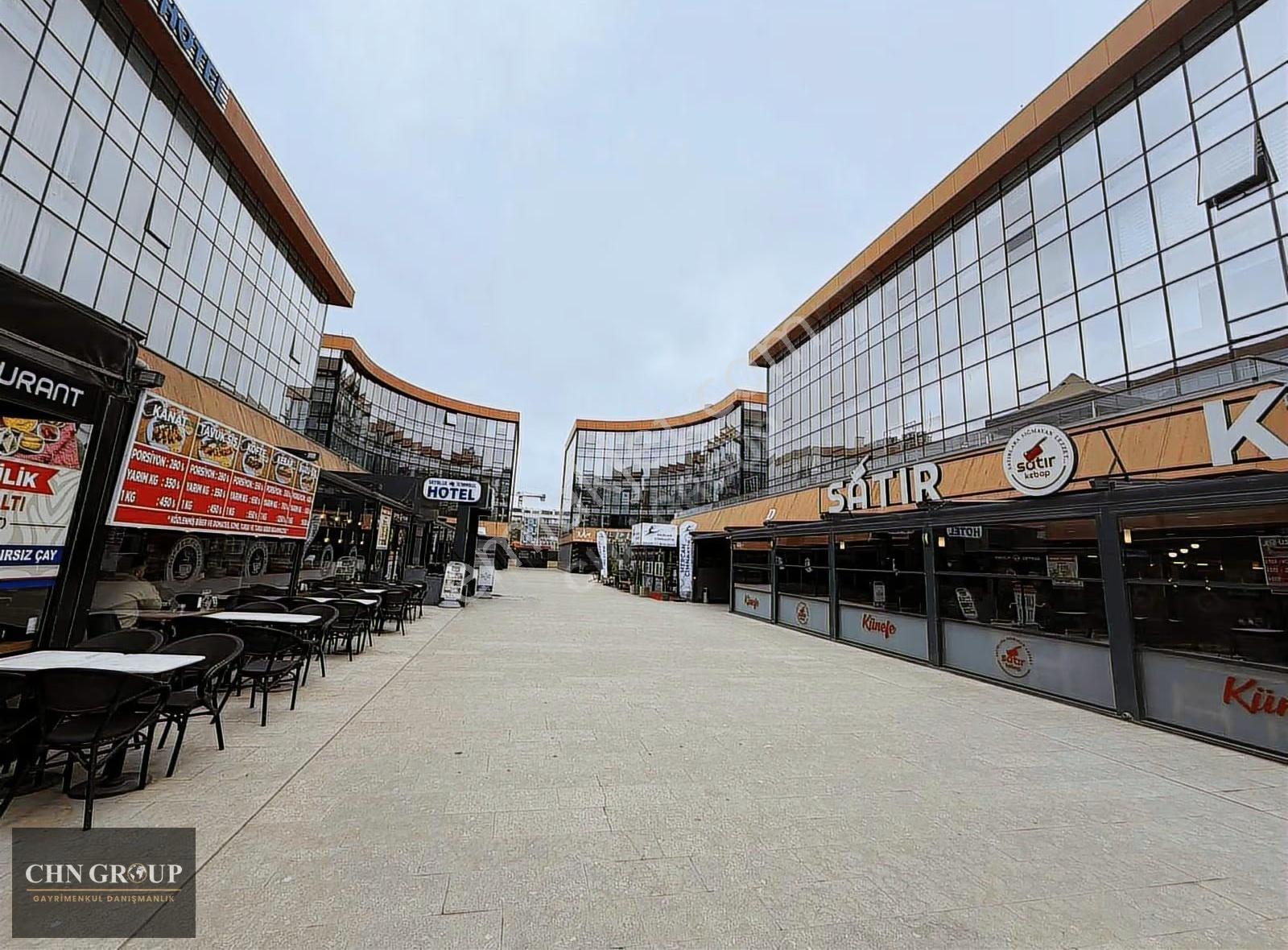 Tuzla Ticaret Merkezi'nde Muhteşem Konumda Kiralık Ofis