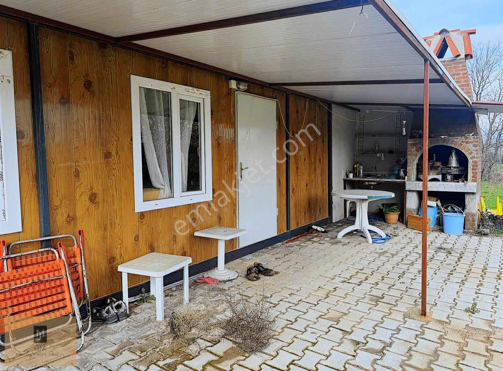 Yerkeşik'te İçerisinde Prefabrik Yapının Olduğu 1.250 M2 Arazi - Görsel 3