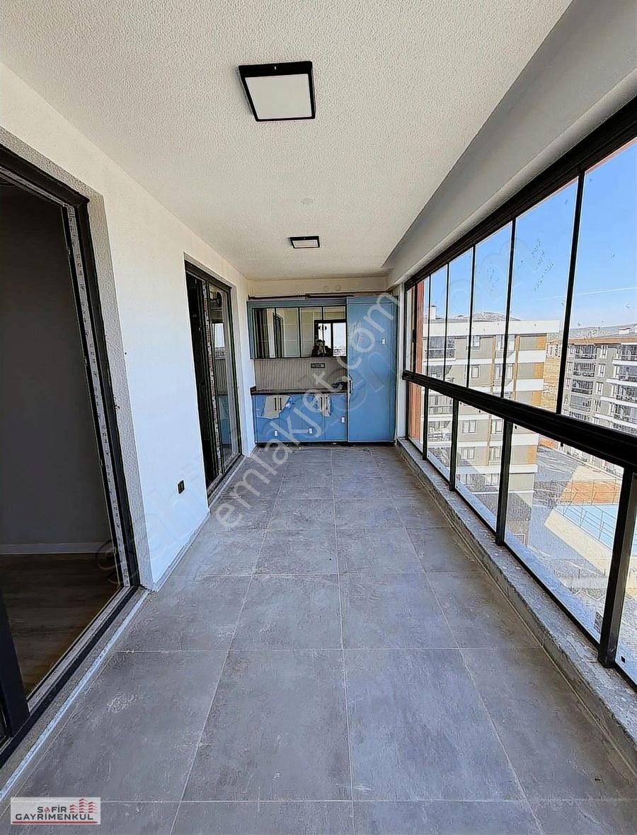 Deregümü'de Ana Cadde Üzeri Sıfır Kiralık 3+1 Lüks Daire - Görsel 10