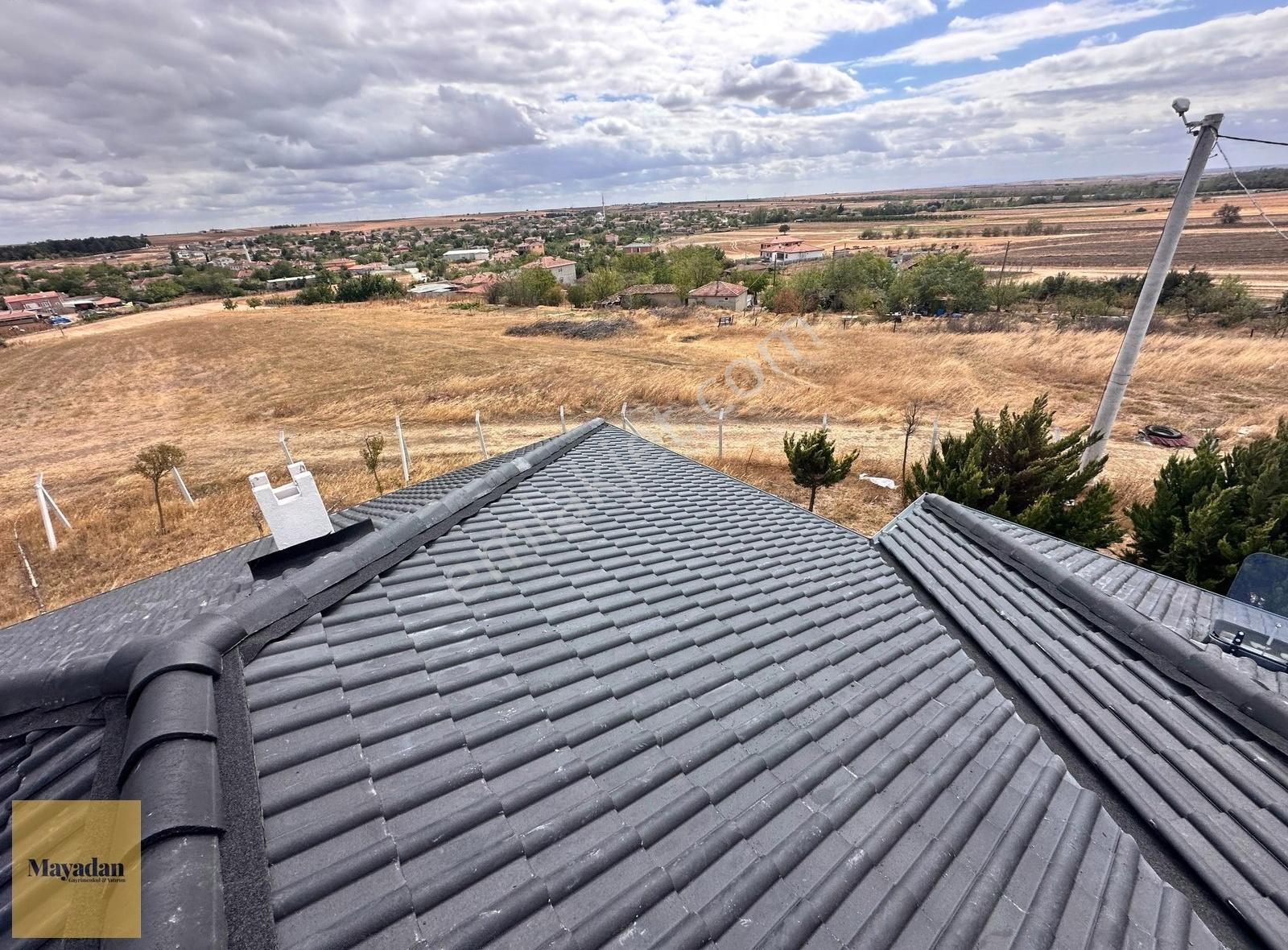 Sakızköyde Villa Tadında 1181 M2 Arsa İçinde 2+1 Müstakil Ev - Görsel 22