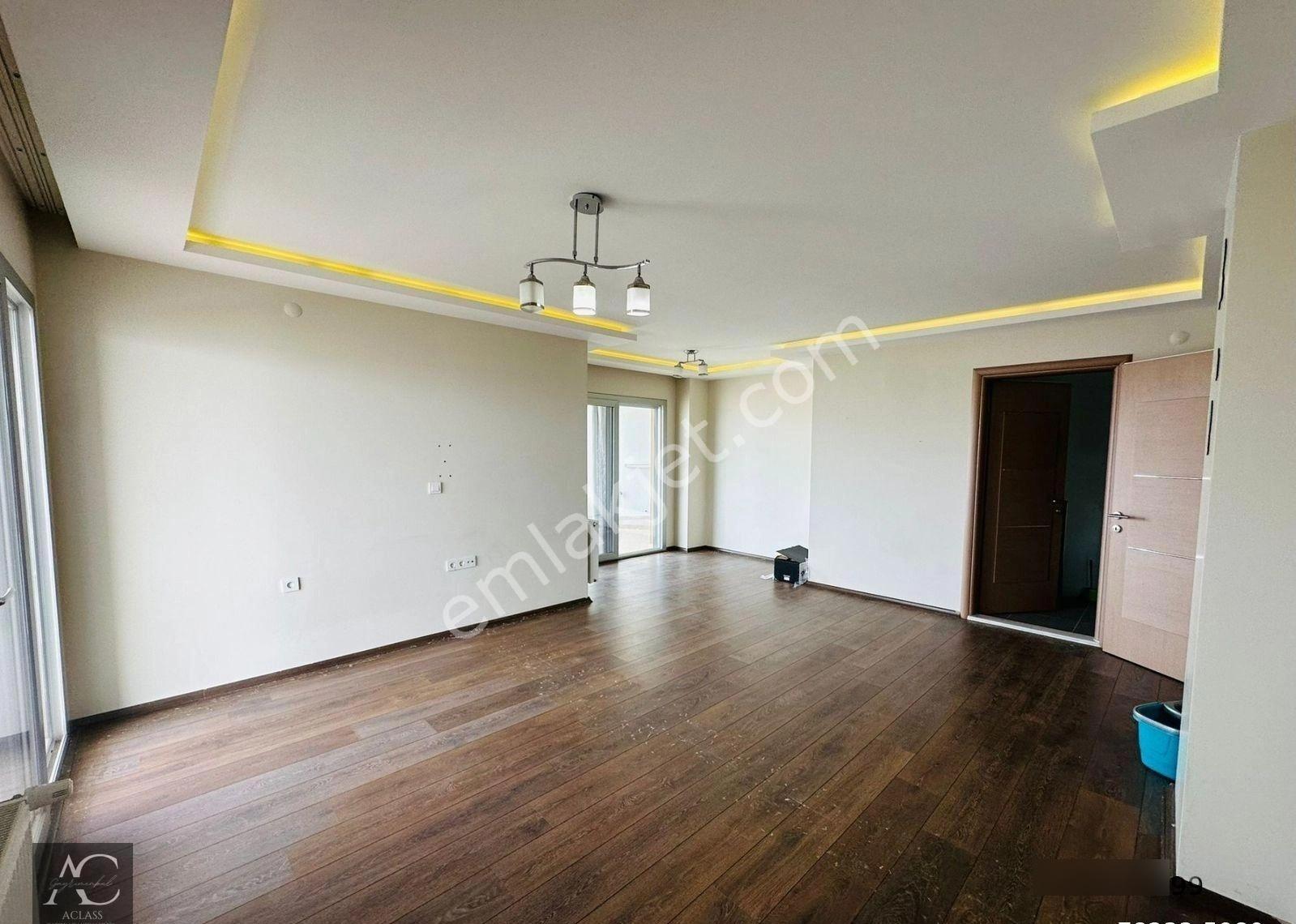 Aclass'dan Ege Mah.'de Sosyal Donanımlı-manzarası Kapanmaz-350 M2 -lüx Catı Dublex - Görsel 32