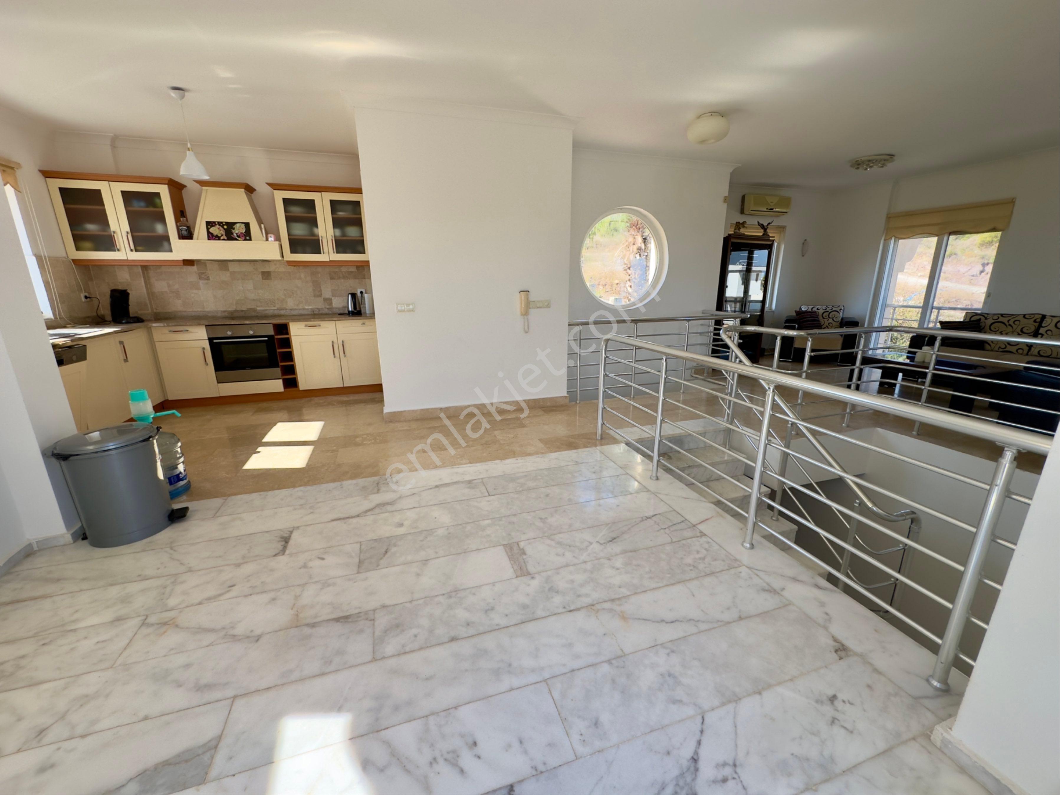 Milas Boğaziçi’nde Deniz Manzaralı Özel Havuzlu Villa - Görsel 30
