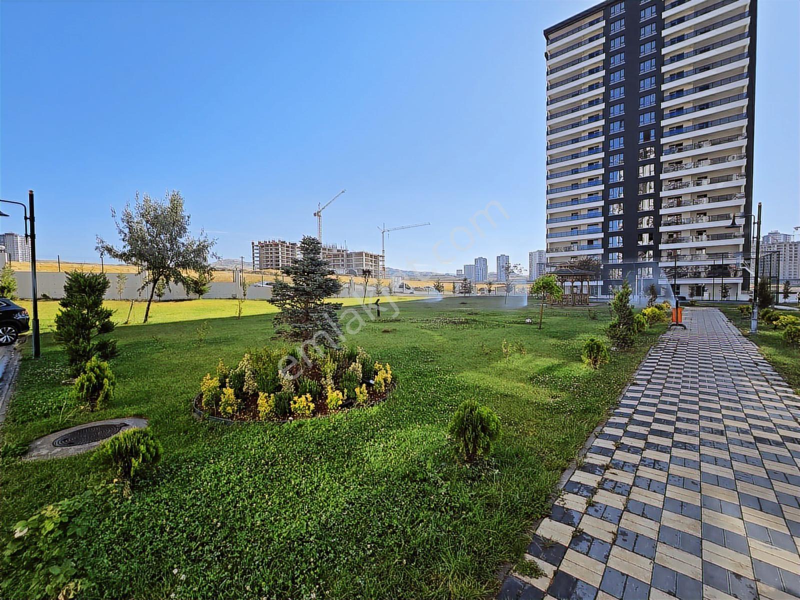 Cb Premıum'dan Batı Pardio'da Satılık Lüx 4,5 +1 Daire - Görsel 24