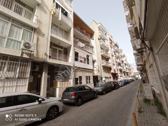 Karşıyaka Tuna Mah. Sahil Yakını, Geniş, 1.kat Daire - Görsel 2