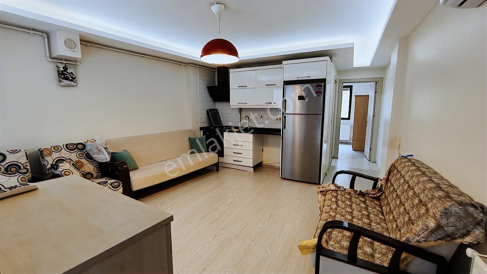 Bornova Ata Durağında Eşyalı 1+1 Doğalgazlı Kiralık Daire - Görsel 15