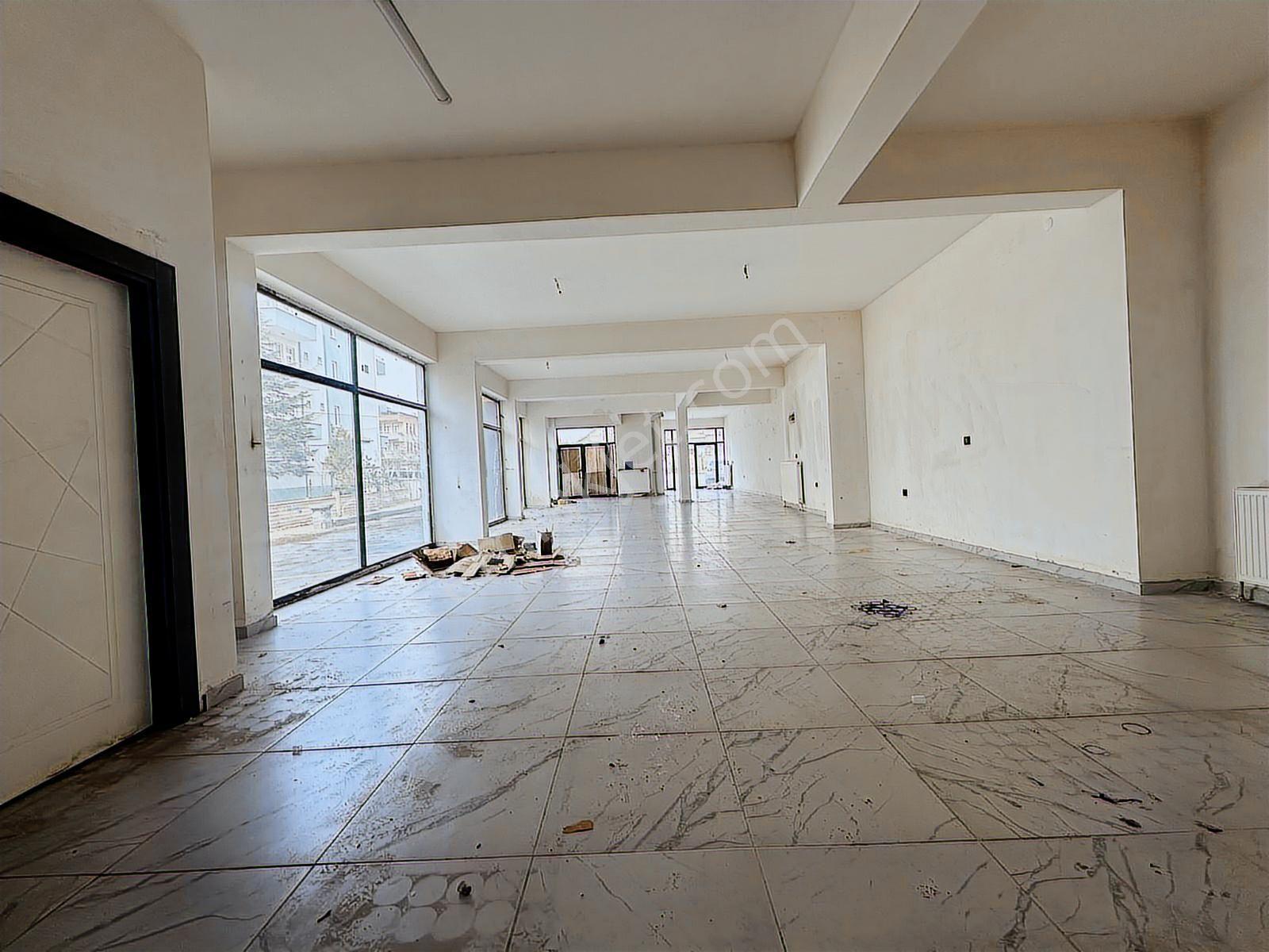 Uğur Evler De 250 M2 Köşe Başı Kiralık Bahçeli Dükkan - Görsel 5