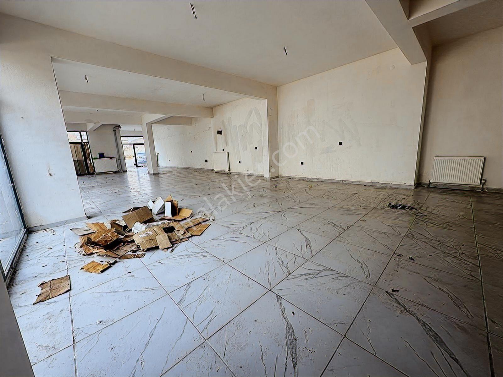Uğur Evler De 250 M2 Köşe Başı Kiralık Bahçeli Dükkan - Görsel 11