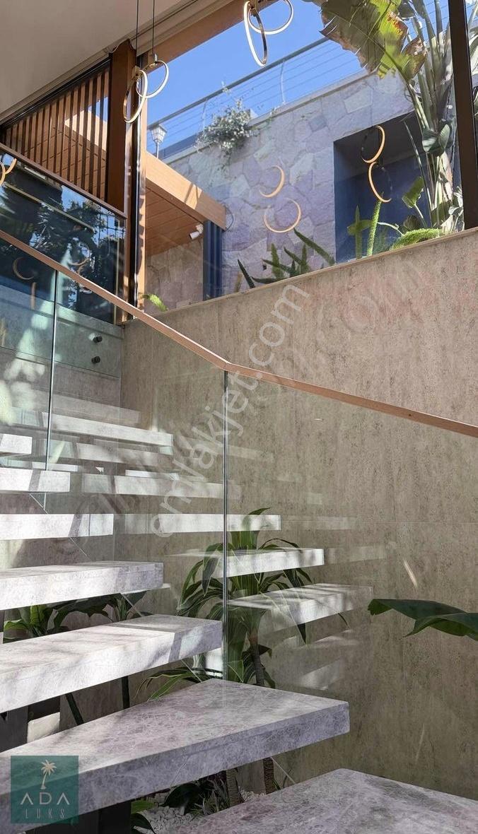 Yalıkavakta Yıllık Kiralık Lüks Villa - Görsel 9
