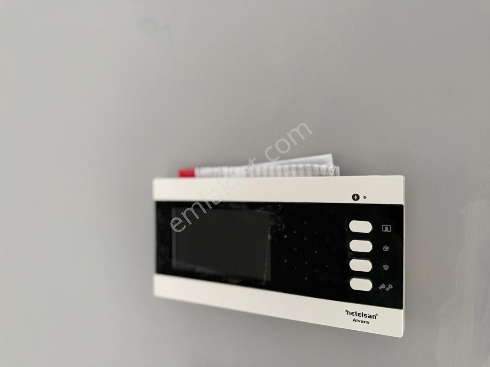 İmparator | Şehir Manzaralı / Ara Katta / Kök Tapu / 140m²/ 3+1 - Görsel 28