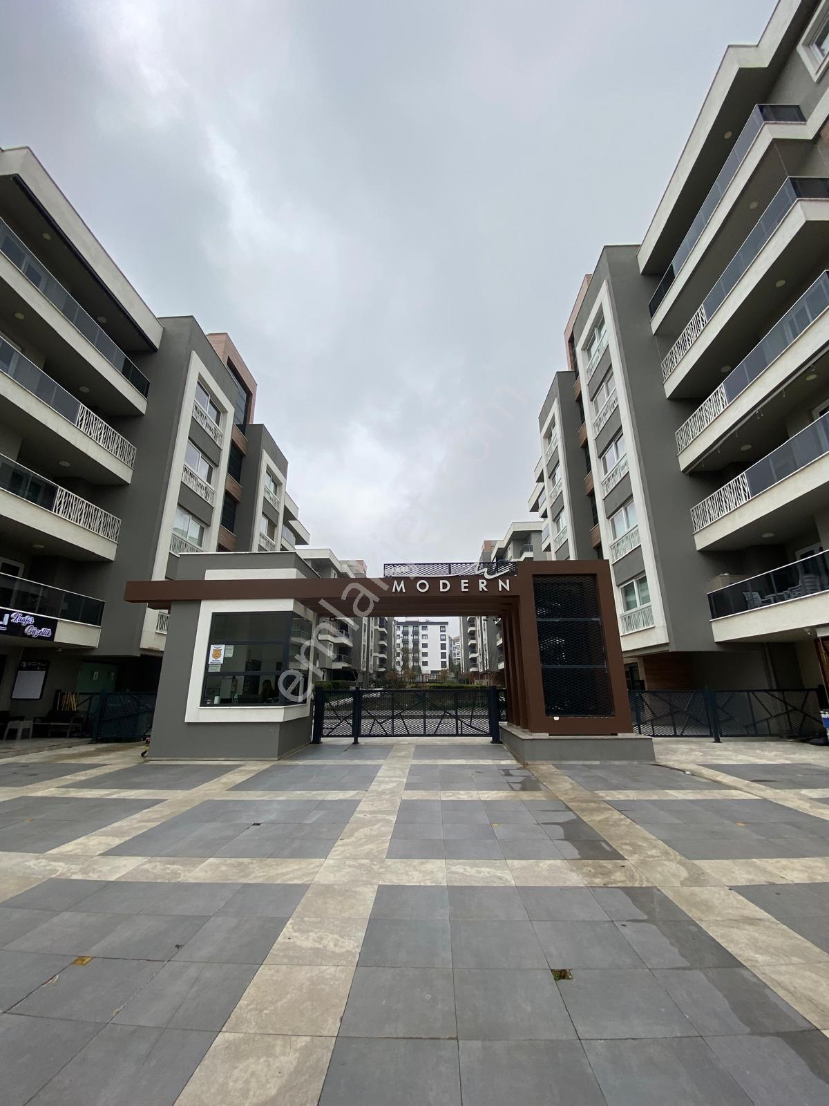 Kaan Gayrimenkulden Çıralı Modern Sitesinde Lüks 2+1 Daire - Görsel 5