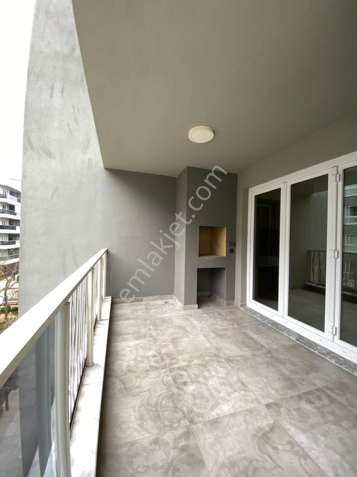 Kaan Gayrimenkulden Çıralı Modern Sitesinde Lüks 2+1 Daire - Görsel 19