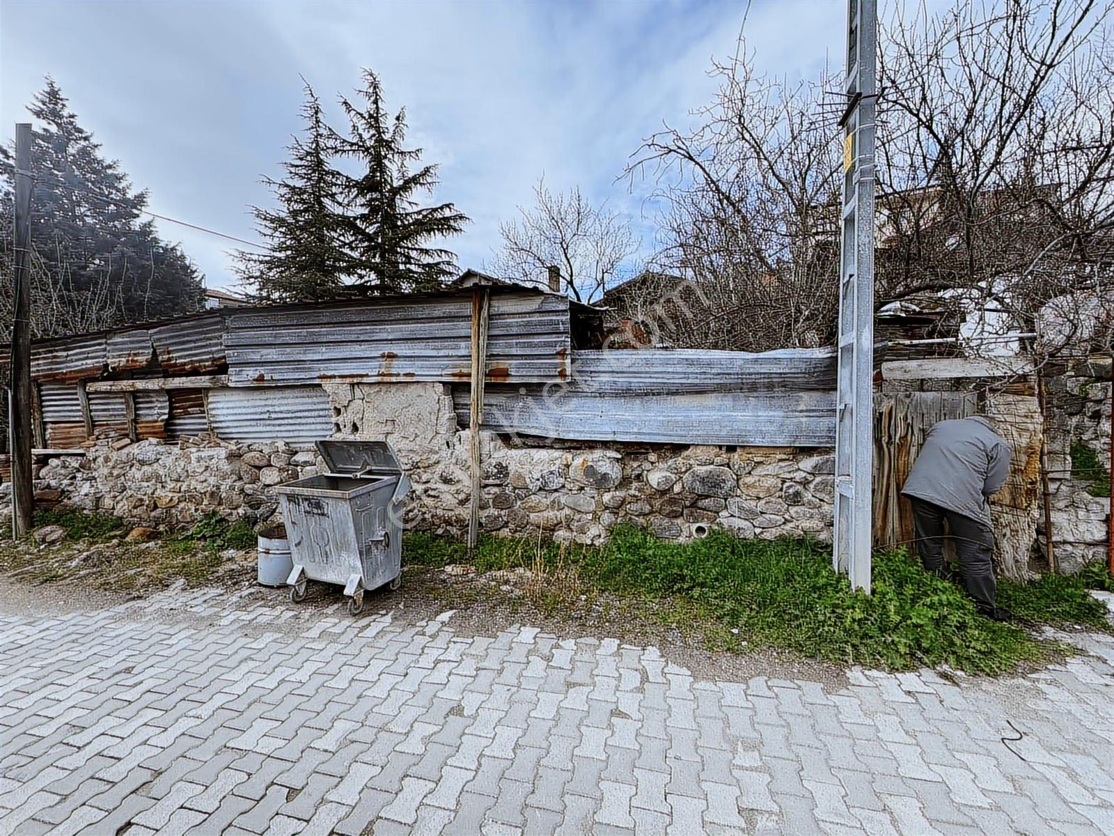 Beypazarı Hacıkara Mahallesinde Satlık Müstakil Ev - Görsel 2