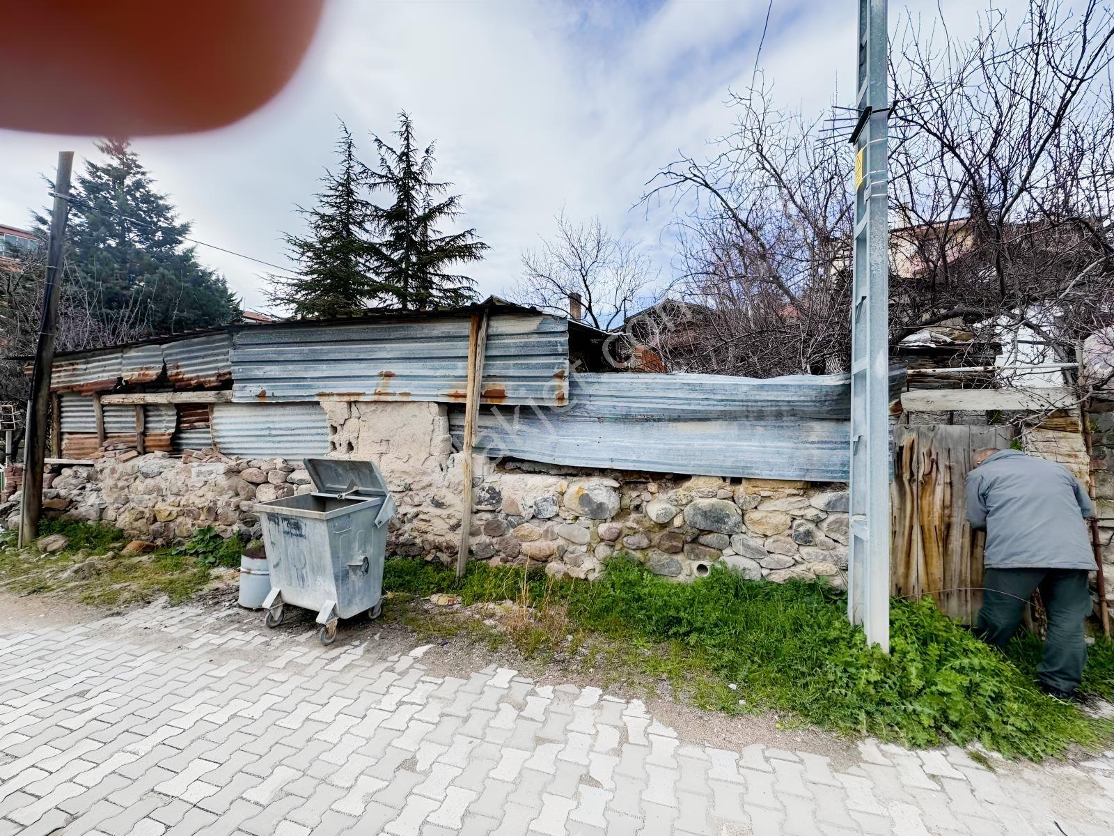 Beypazarı Hacıkara Mahallesinde Satlık Müstakil Ev - Görsel 15
