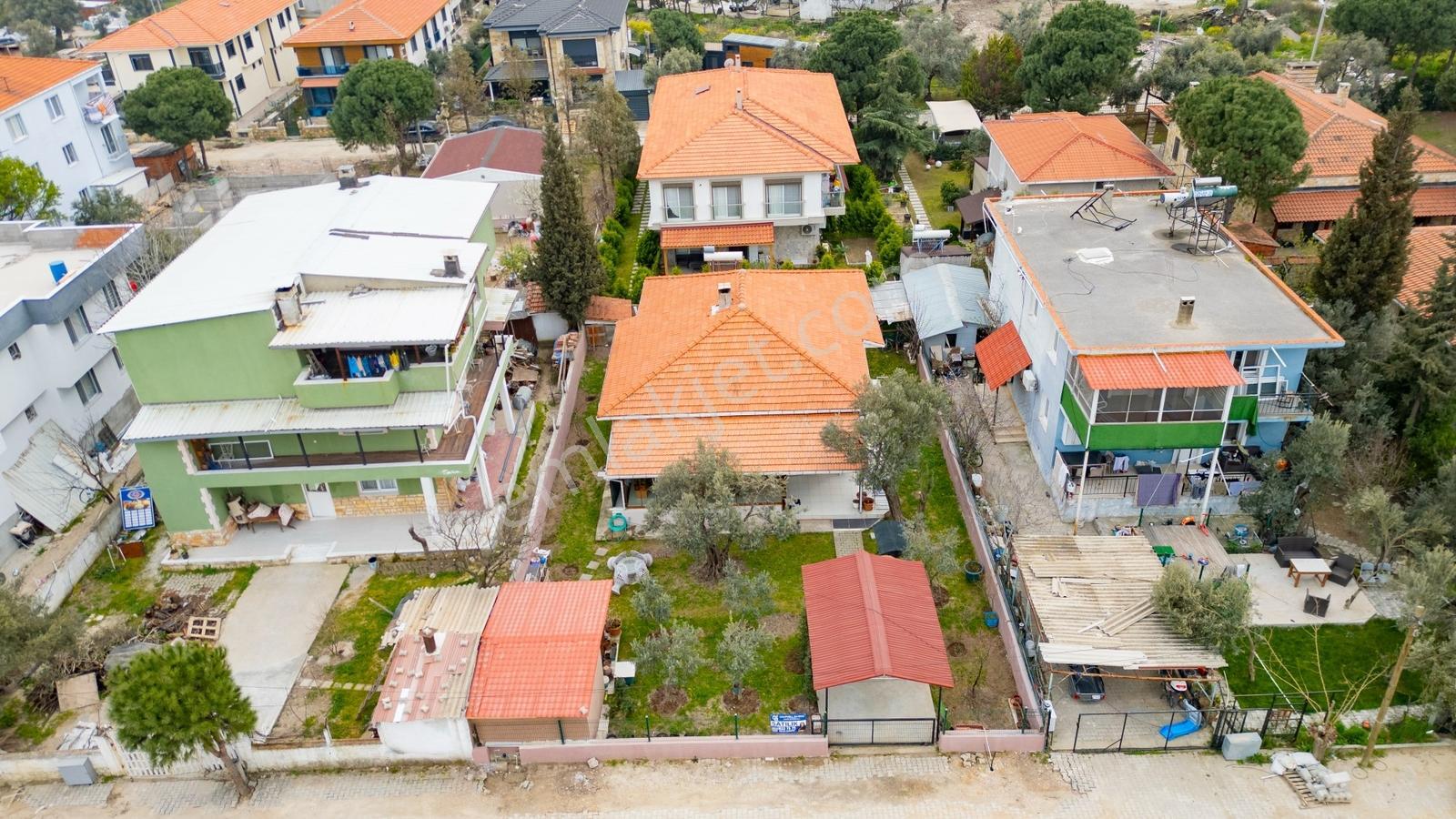 Foça Yenibağarası'nda Satılık Müstakil Ev Ve Arsası - Görsel 28