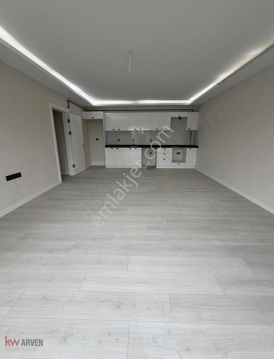 Yeşilyurt Mah.merkezi Konumda Satılık 1+1 Ara Kat Geniş Daire - Görsel 8
