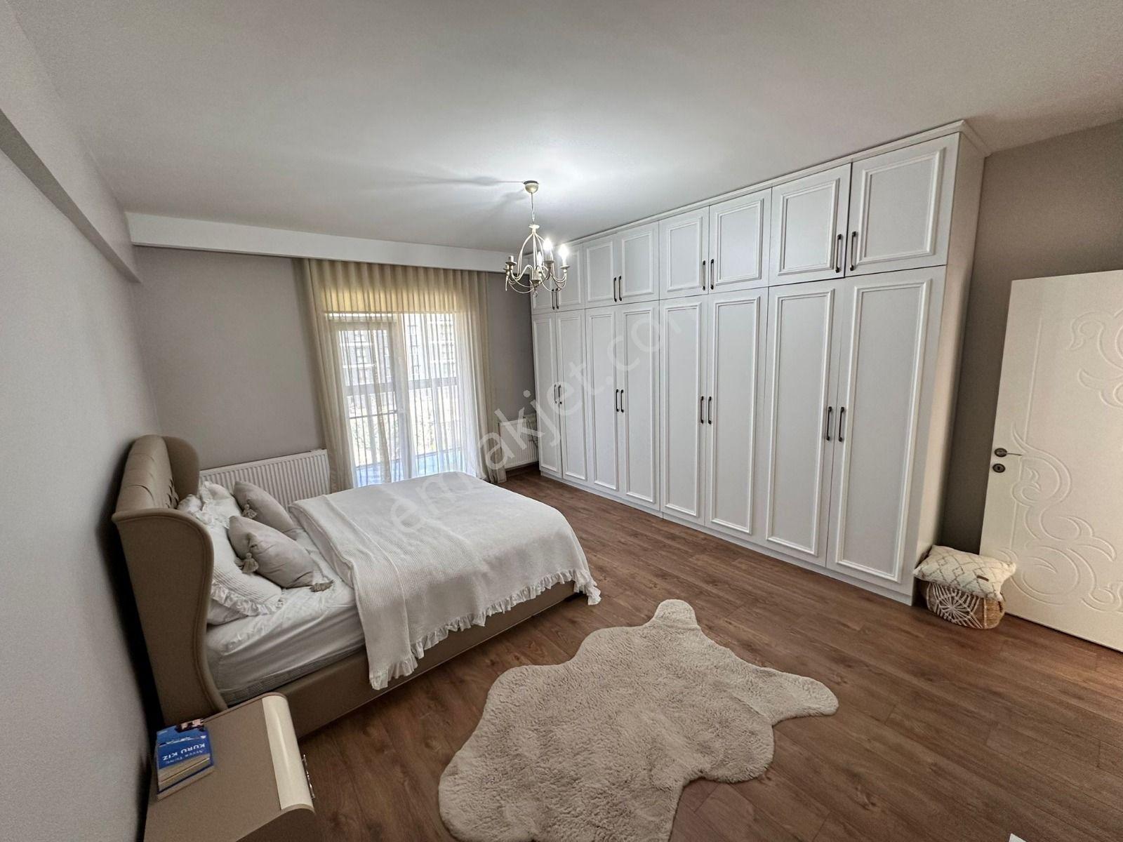 Akif'ten Ayyıldız'da 575 M2 Bahçeli Triplex 6+2 Satılık Villa - Görsel 16
