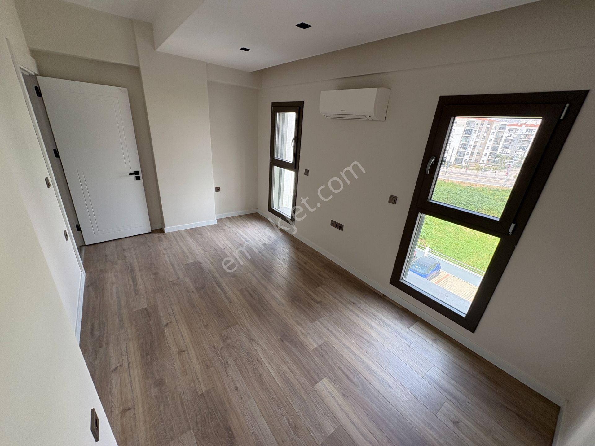 Ataşehir, Cbc Aura Ataşehir Sitesinde Kiralık 1+1 Daire - Görsel 8