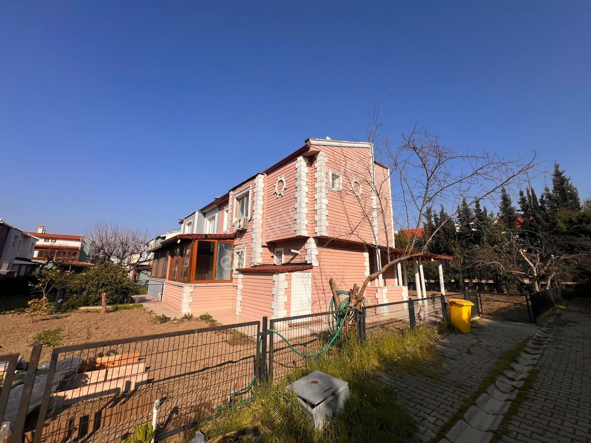 Uzun Emlak&gayrimenkul'den Güzelyurt'ta Tripleks Daire - Görsel 2