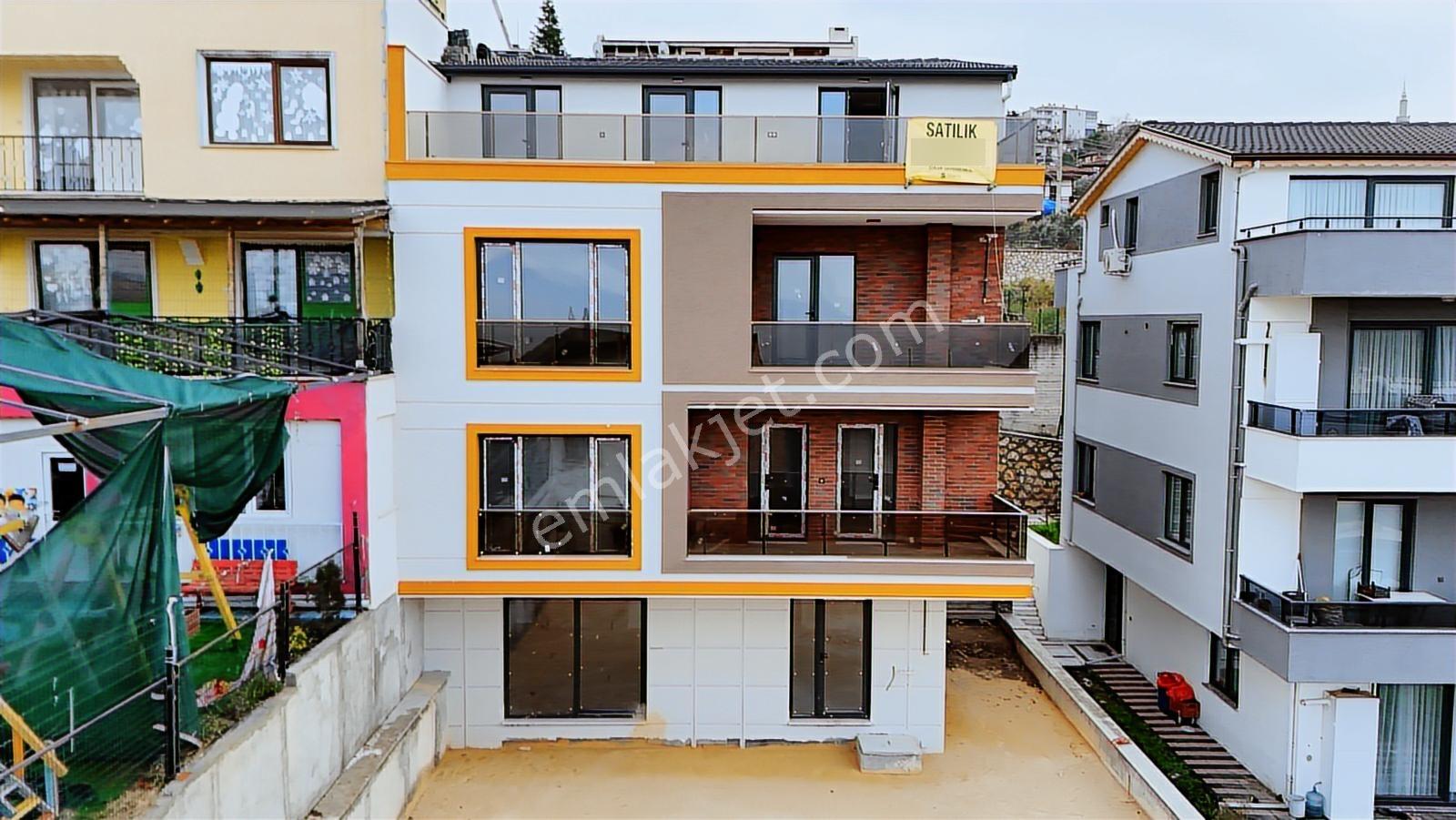 Umurbey'de Müstakil Girişli Villa Tipi Satılık 4+1 Bahçe Dublexx - Görsel 7