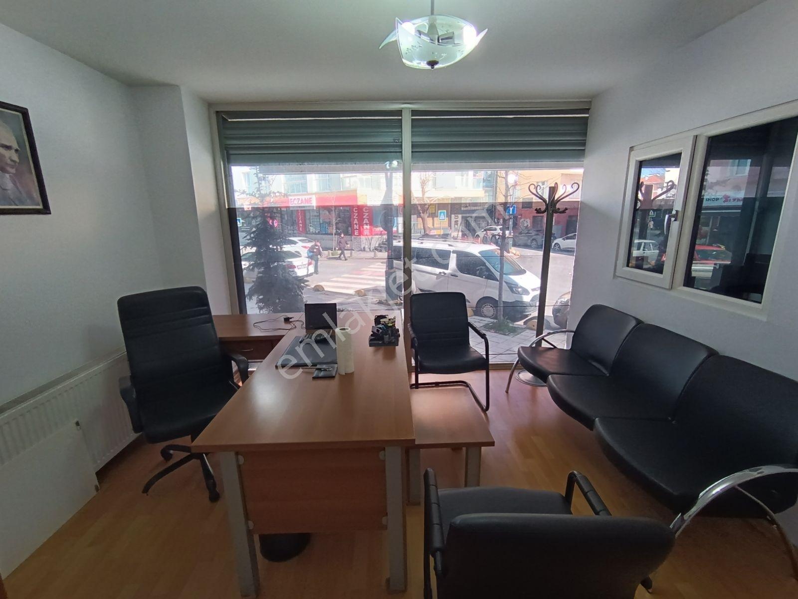 Kağıthane Nurtepe Metro Yanıbaşında Kiralık Dükkan