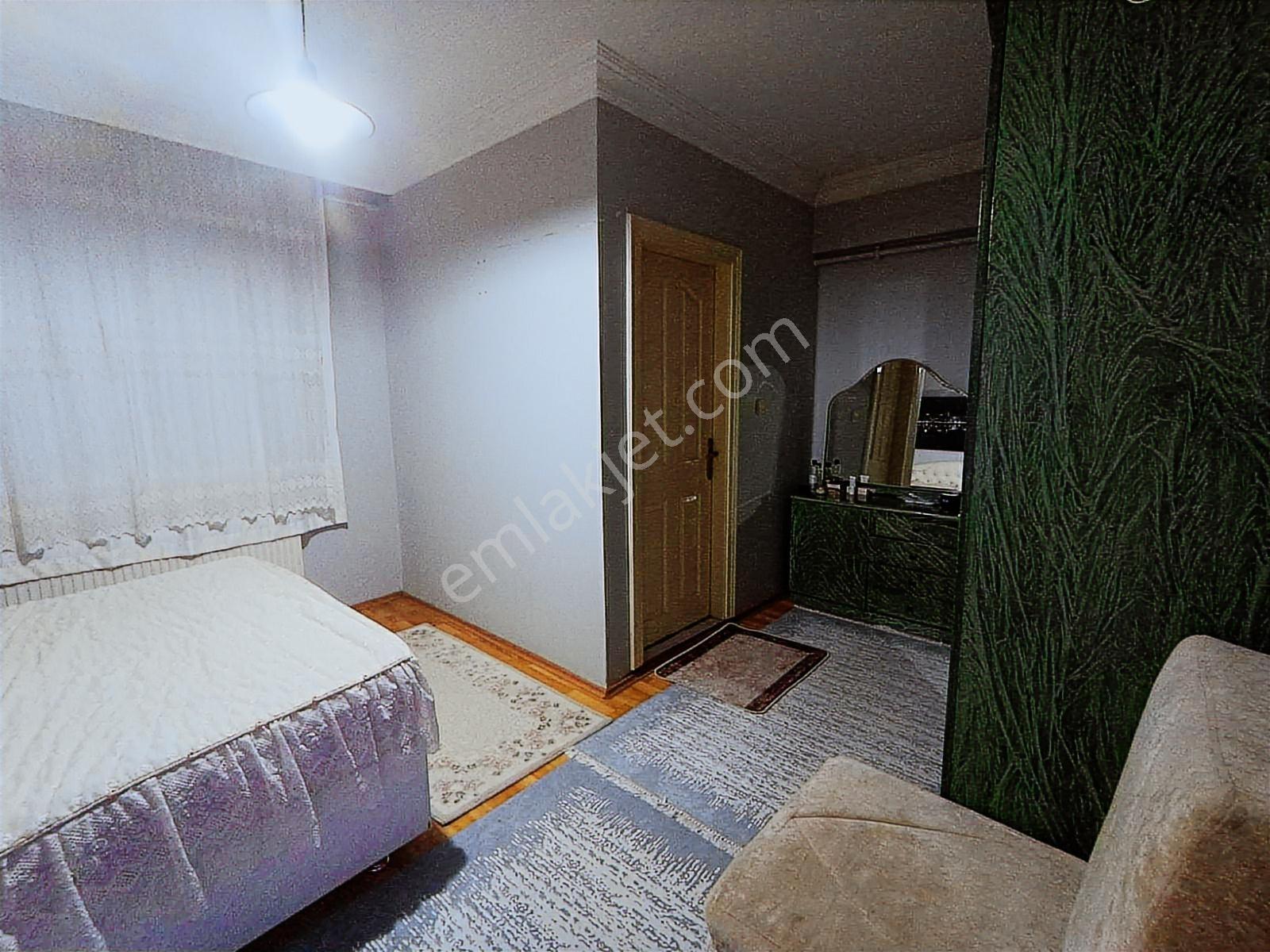 Eyüpsultan Güzeltepe Satılık Ara Kat Büyük Daire - Görsel 8