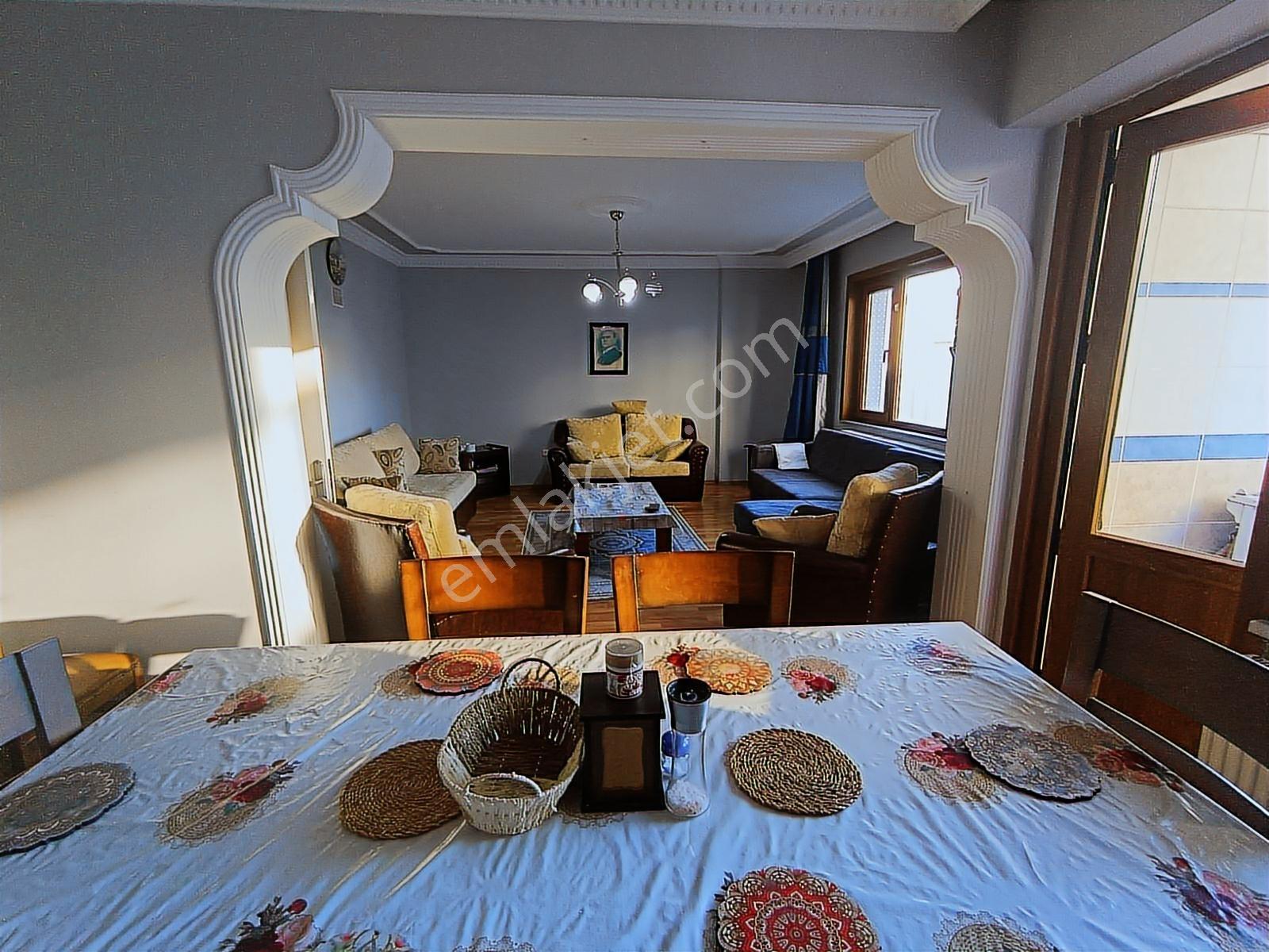 Eyüpsultan Güzeltepe Satılık Ara Kat Büyük Daire - Görsel 27
