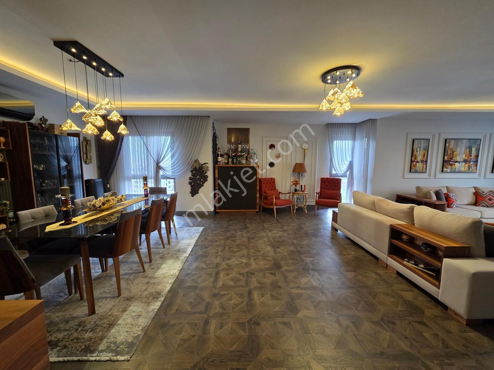 Batuhan Demiryakanoğlu Balat Zümrüt Sitesi Satılık 4+1 Dubleks - Görsel 39