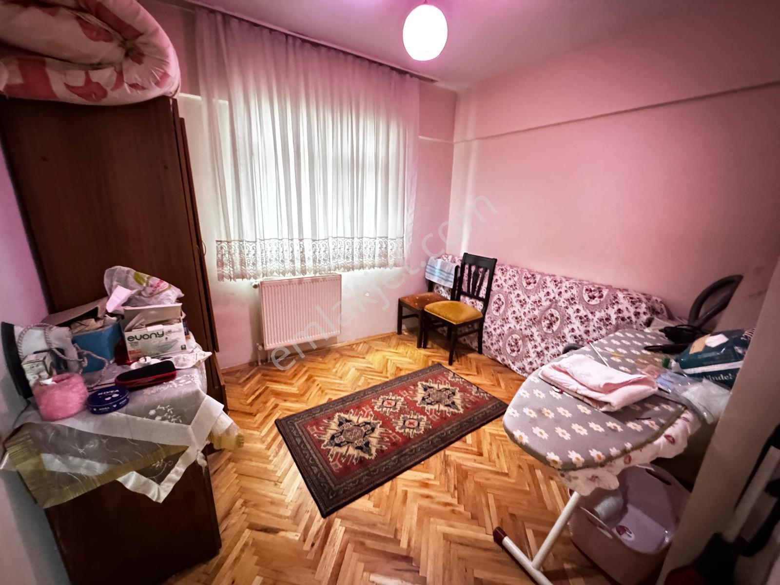 19 Mayıs Cad. Üzeri Danışment Yakını Orta Kat 3+1 Bağımsız Ön - Görsel 19