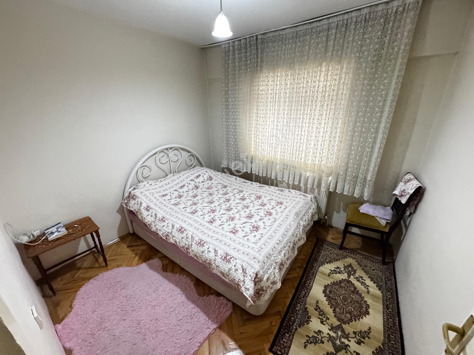 19 Mayıs Cad. Üzeri Danışment Yakını Orta Kat 3+1 Bağımsız Ön - Görsel 9