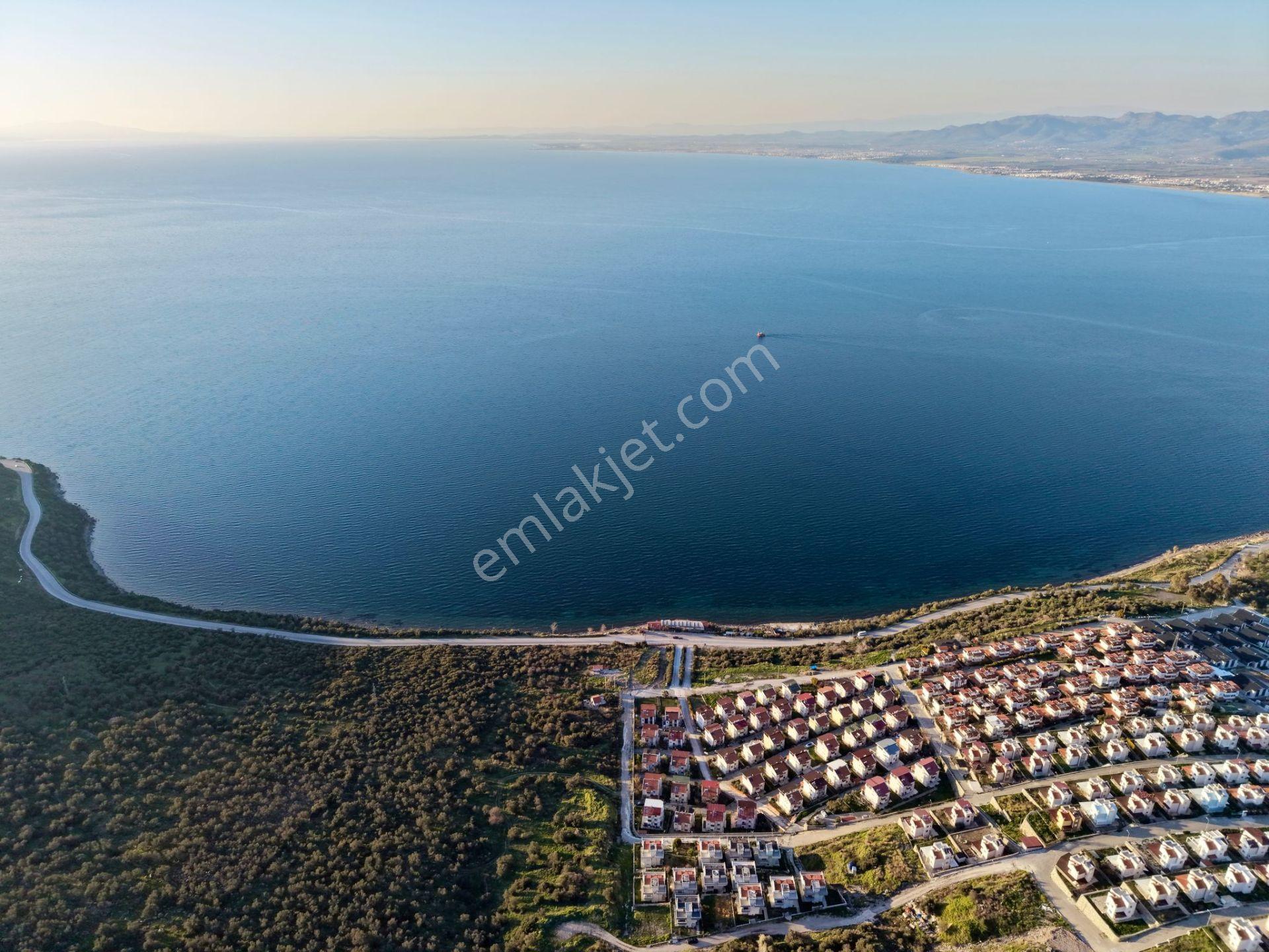 Coldwell Banker Route'dan Satılık Denize Sıfır Emsalsiz Arsa - Görsel 5