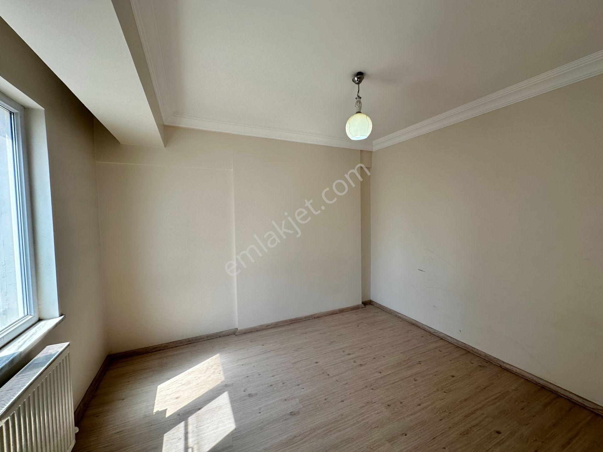Babil Emlaktan Satlık Ara Kat Cadde Üzeri Geniş 2+1 Stüdyo Daire - Görsel 6