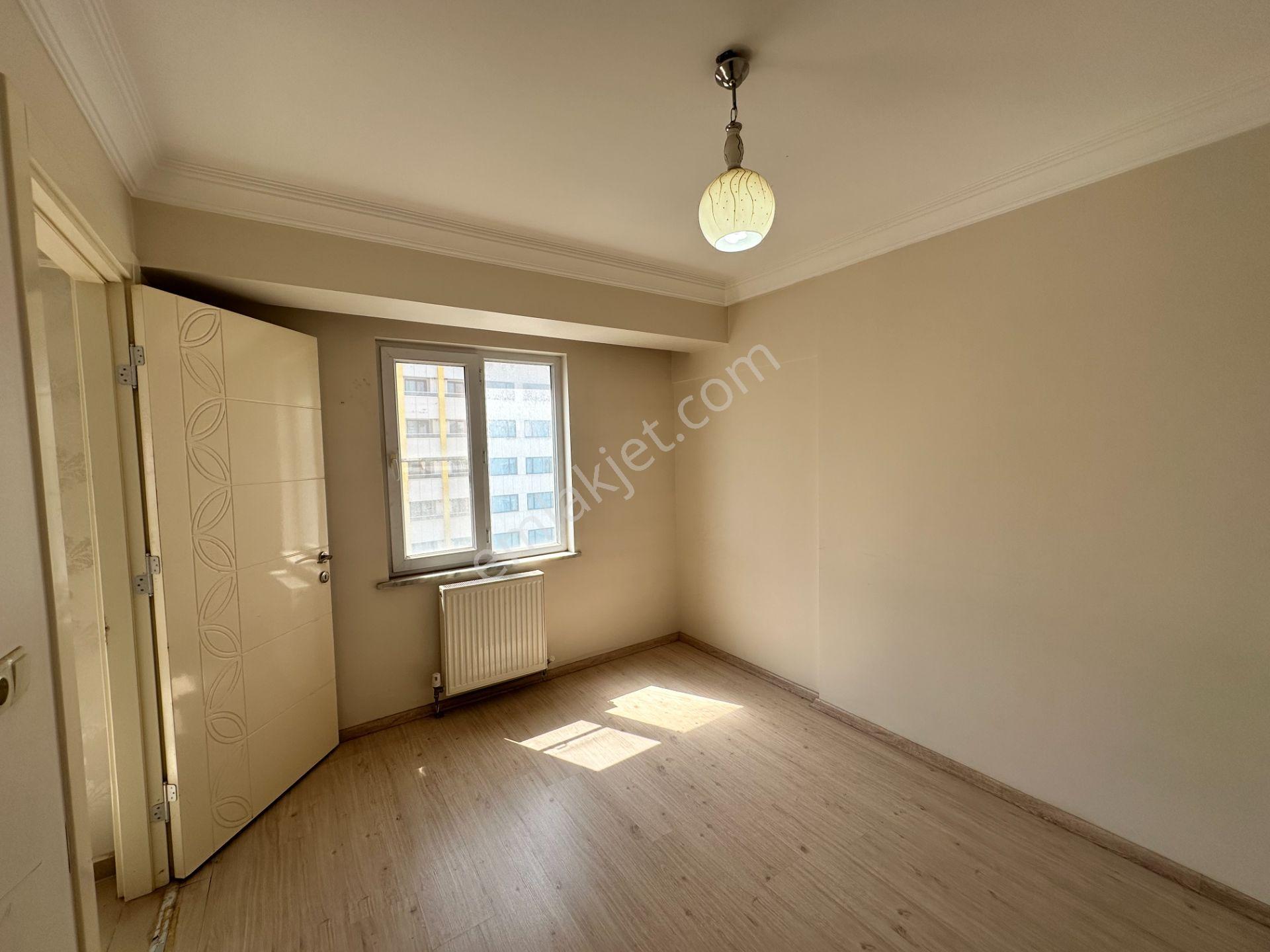 Babil Emlaktan Satlık Ara Kat Cadde Üzeri Geniş 2+1 Stüdyo Daire - Görsel 7