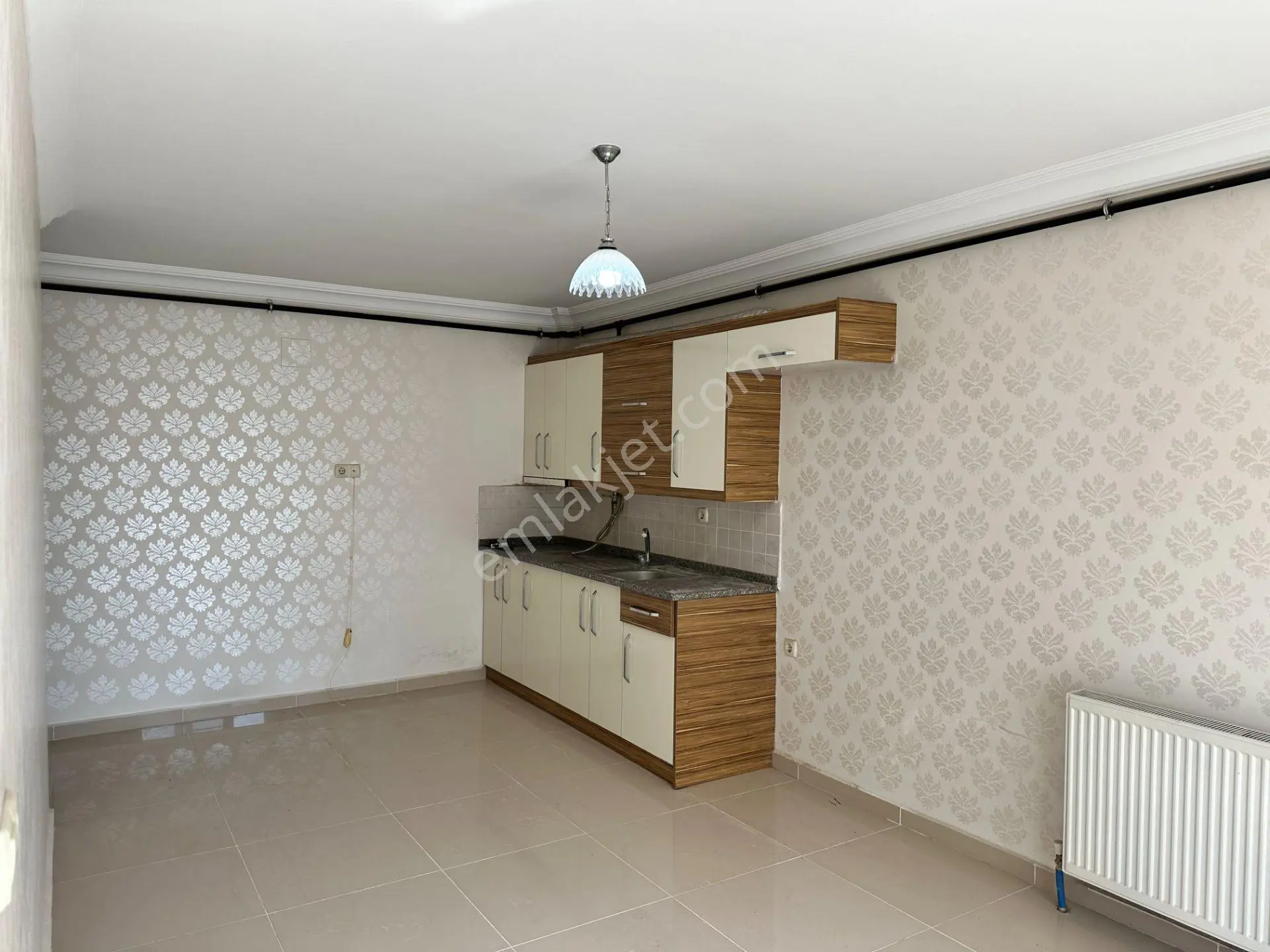 Babil Emlaktan Satlık Ara Kat Cadde Üzeri Geniş 2+1 Stüdyo Daire - Görsel 3