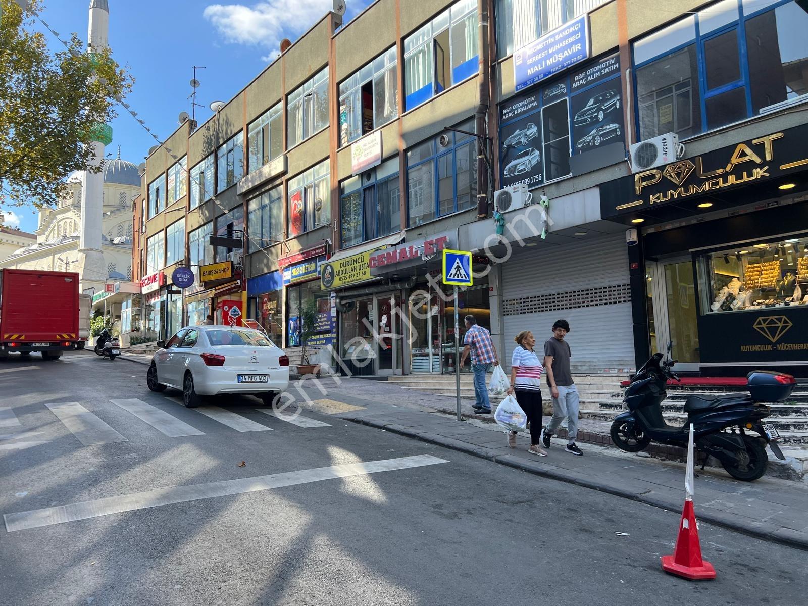 Kartal Yakacık Onur İş Merkezinde Kiralık Hazır Ofis - Görsel 8