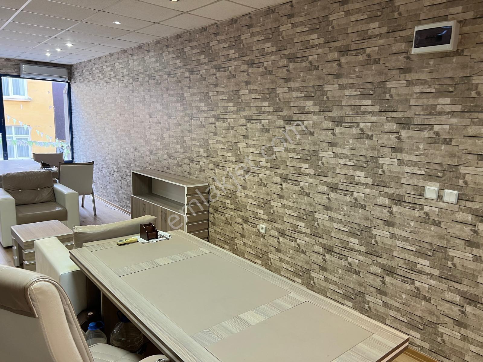 Kartal Yakacık Onur İş Merkezinde Kiralık Hazır Ofis - Görsel 3
