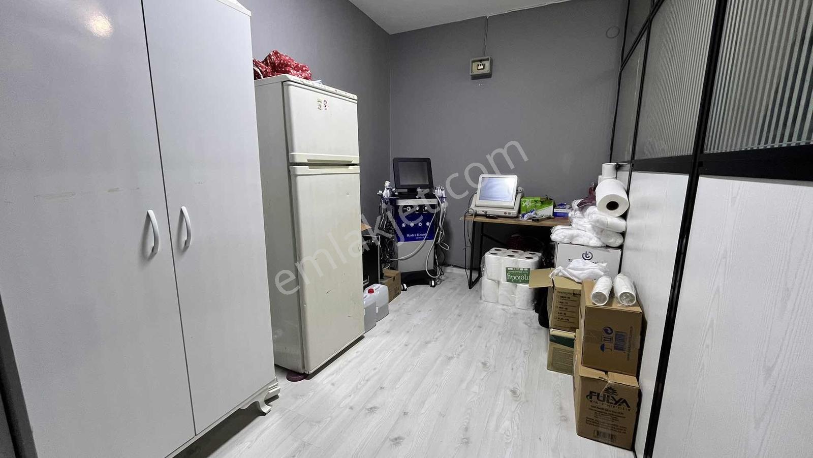 İncirli Caddesi Üzeri Akbulut İşhanında Satılık Büro Ofis - Görsel 4