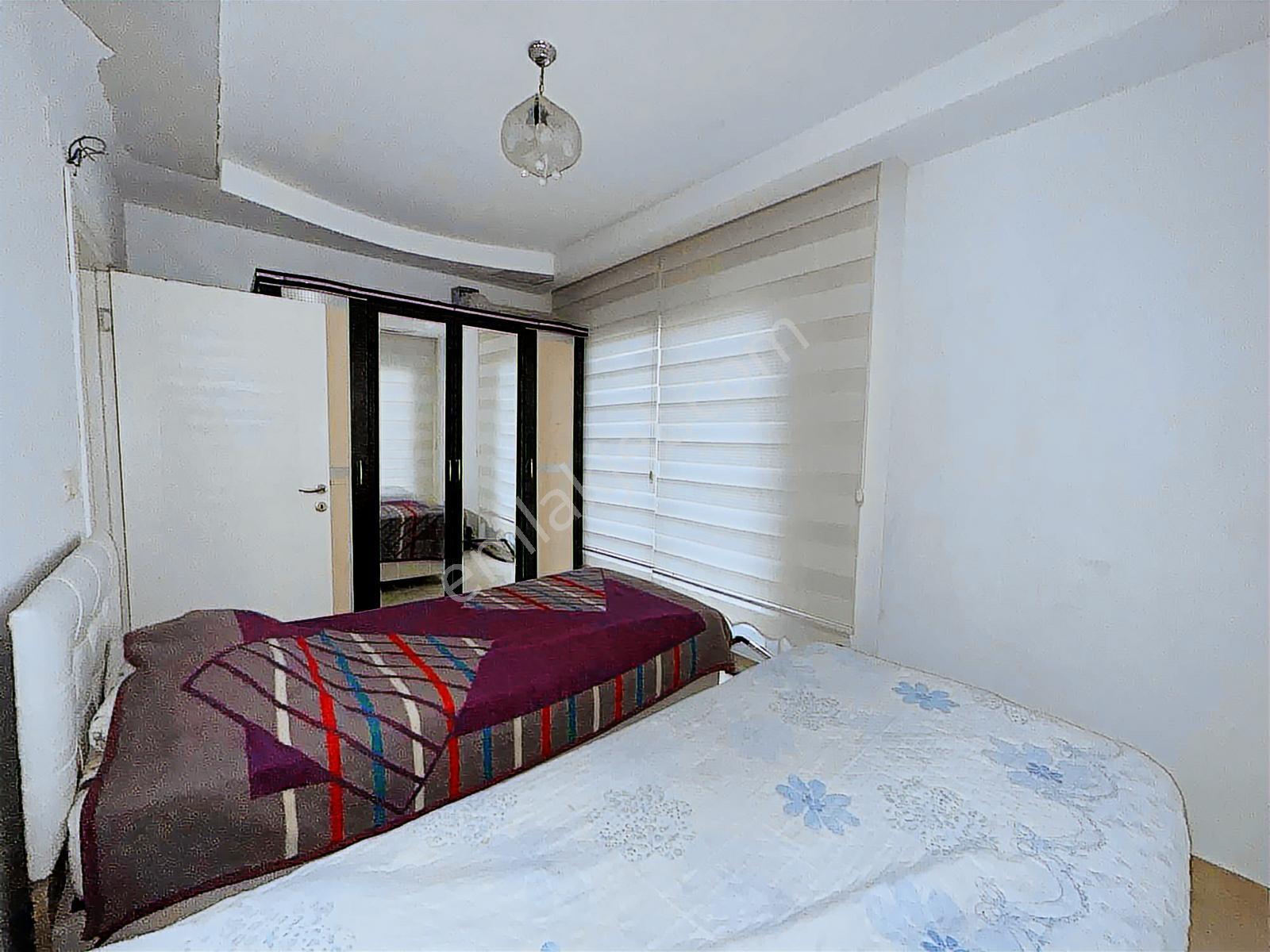 #-yat-# Üniversite Caddesi 1 +1 Eşyalı Satılık Site İçi - Görsel 4