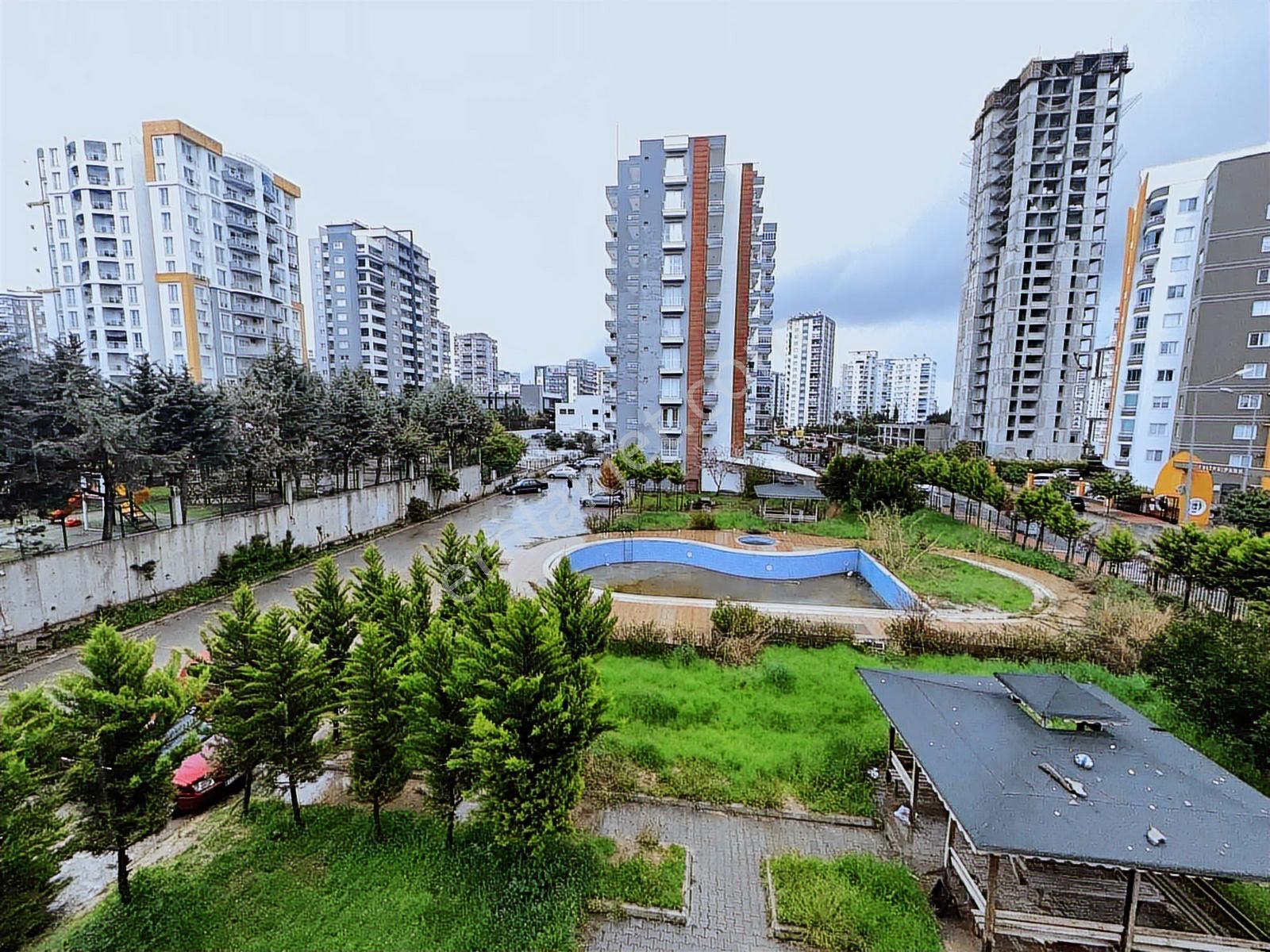 #-yat-# Üniversite Caddesi 1 +1 Eşyalı Satılık Site İçi - Görsel 7