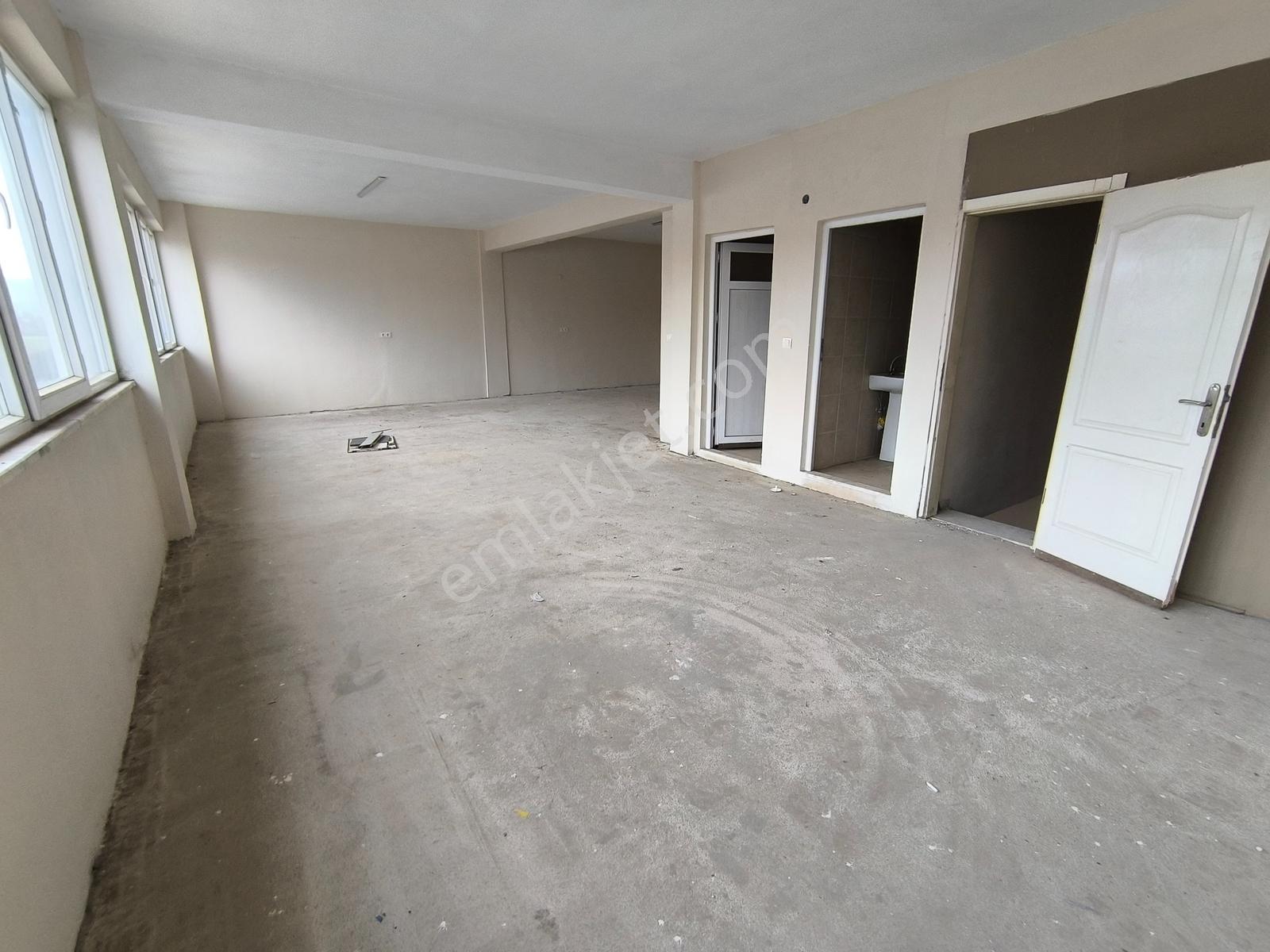 Procity'den 200m² Demirciler Sitesinde Satılık Dükkan - Görsel 11