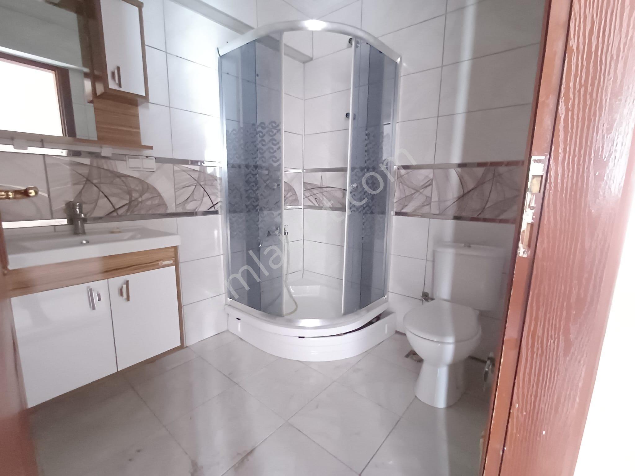 Elvan Özçelik'den Burgaz Boğazkent 3+1 Kiralık Daire - Görsel 24