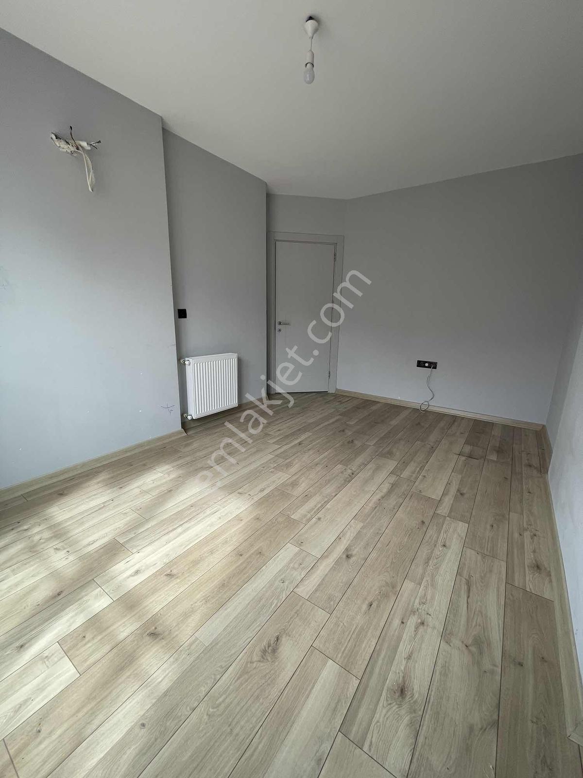 Kozanyolu~üzerinde~3+1~k.mutfak~az~katlı~lüxx~işçilik~doğalgazlı - Görsel 11