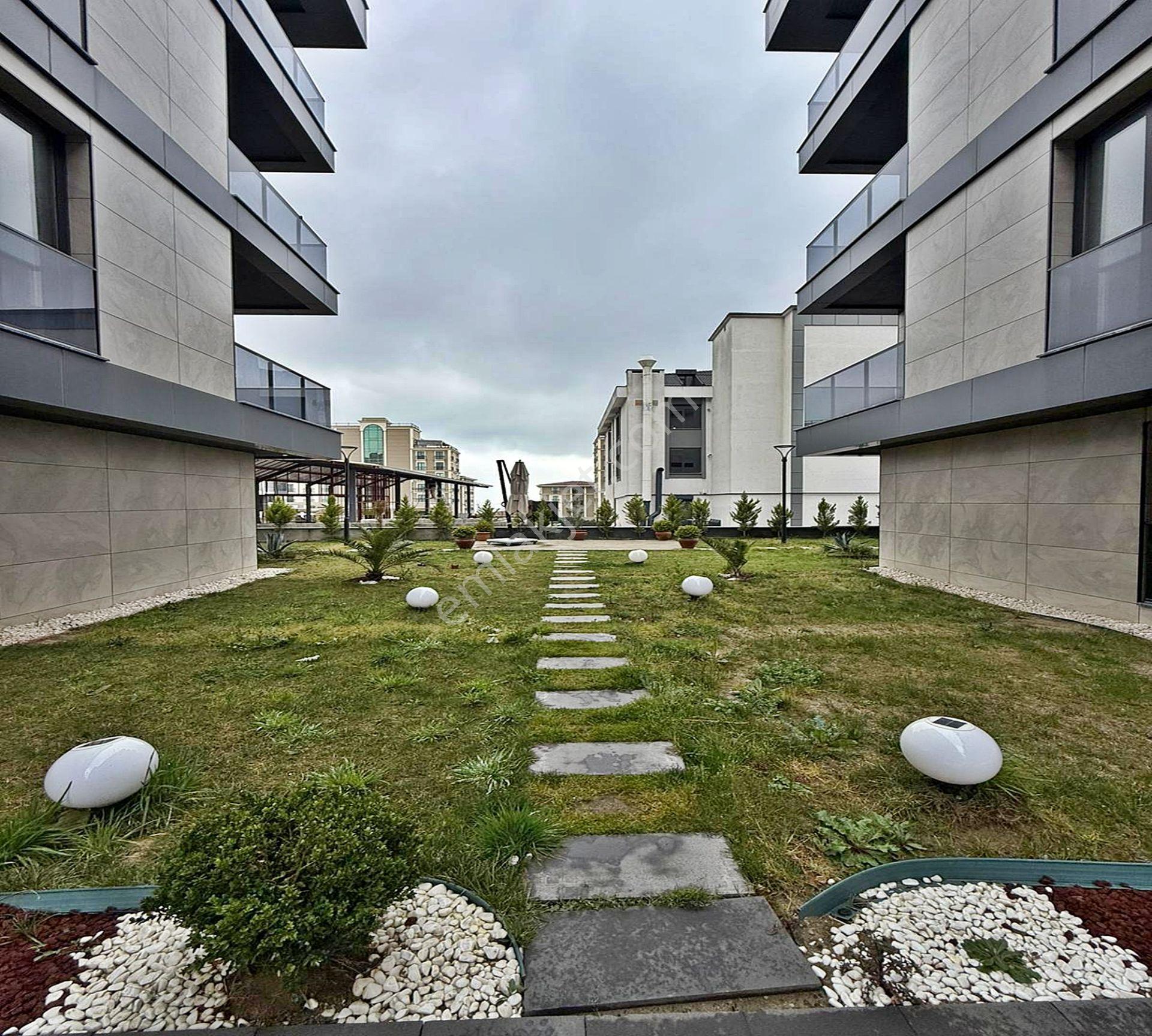 Beylikdüzü West Marina Yakın Müstakil Bahçeli Villa Konseptli Daire - Görsel 14