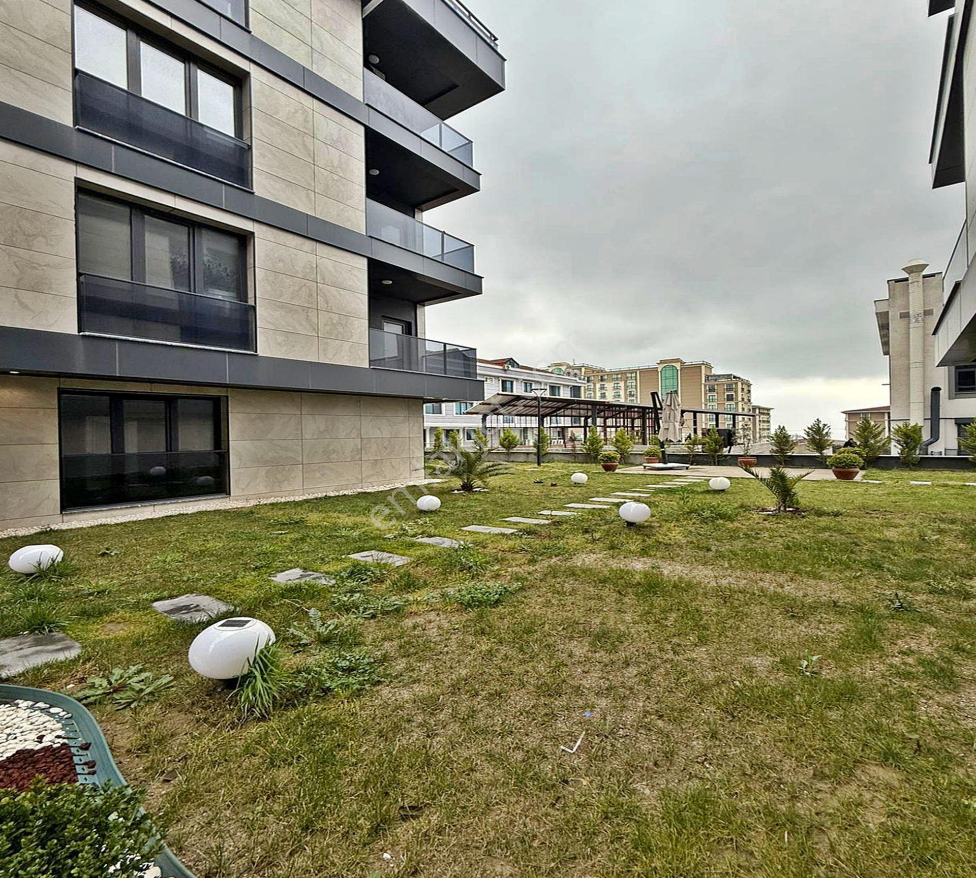 Beylikdüzü West Marina Yakın Müstakil Bahçeli Villa Konseptli Daire - Görsel 16
