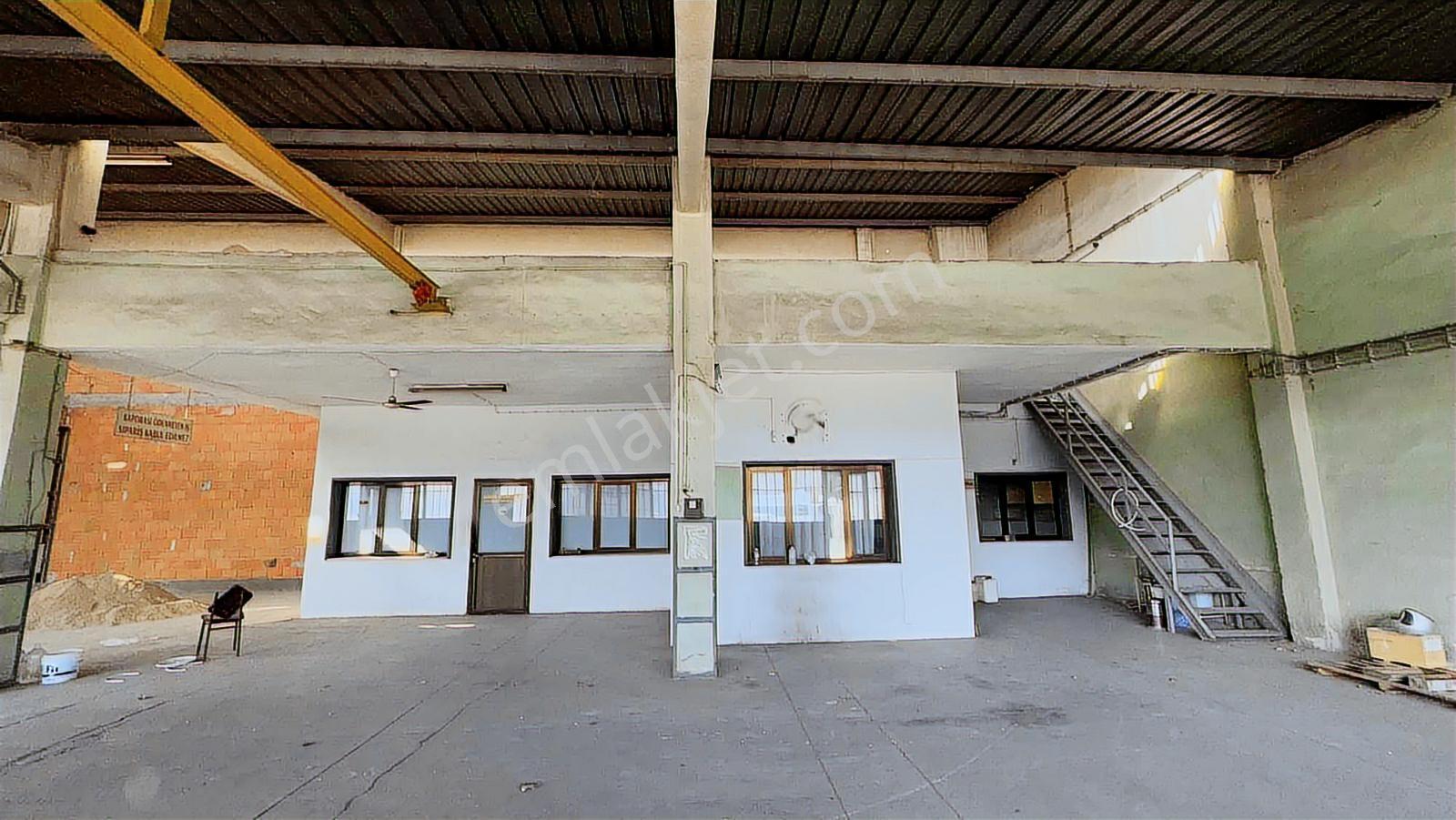 Novadan Sanayide İşlek Cadde Üzeri Kiralık Dükkan - Görsel 3