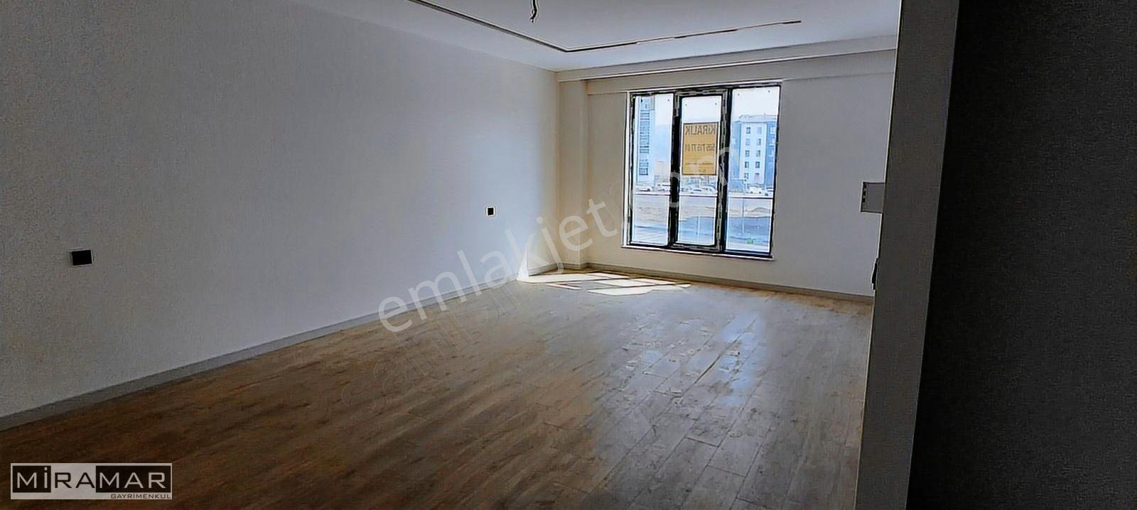 Sivas Eğriköprü Kiralık Lüks 3+1 - Görsel 12