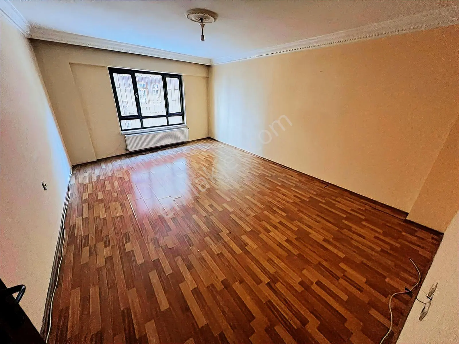 Etlık Şehir Hastane Karşısı Merkezi Konumda Ara Kat 3+1 Kiralık - Görsel 2