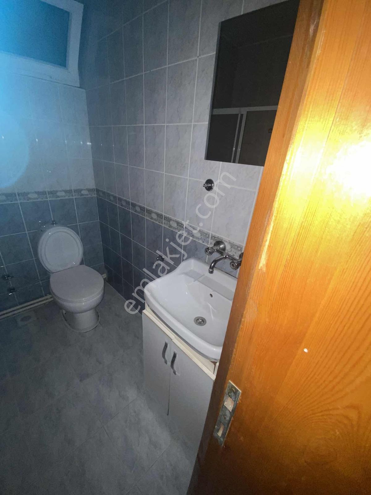 Müstakil Bahçeli 3+1 Giriş Kat Kiralık Daire - Görsel 8