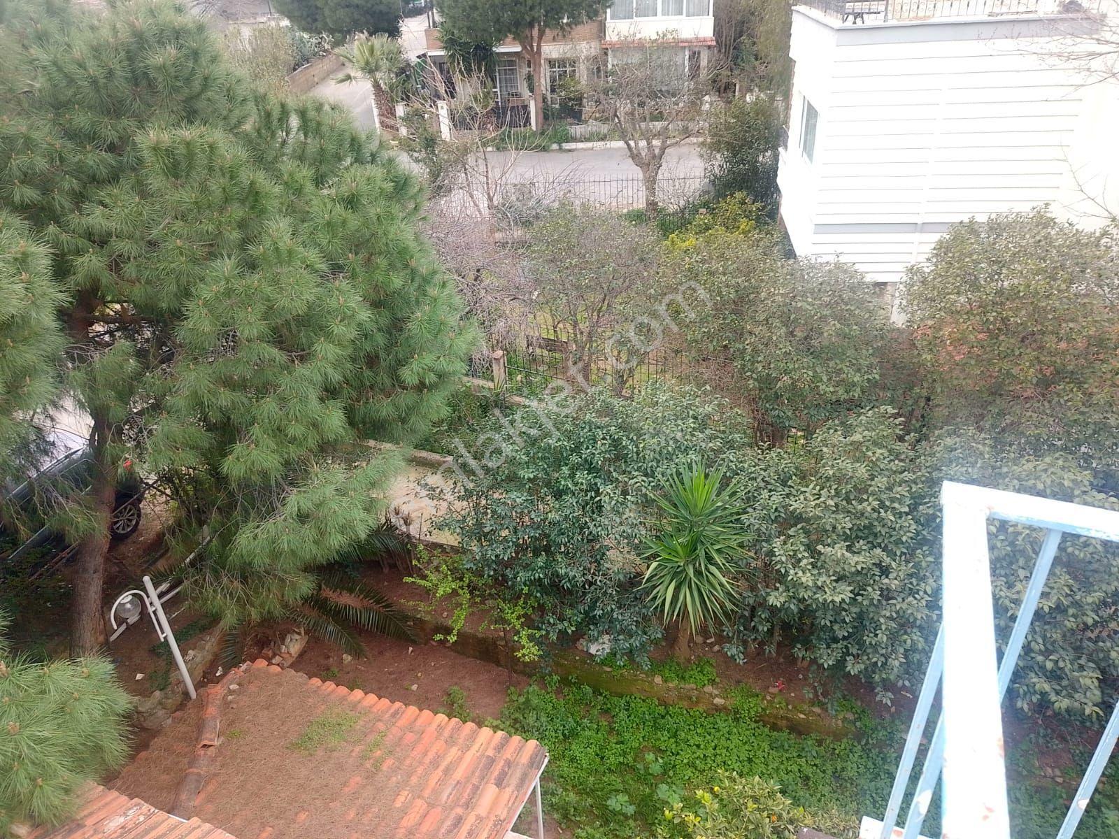 Güzelbahçede Acil Satılık Villa - Görsel 18