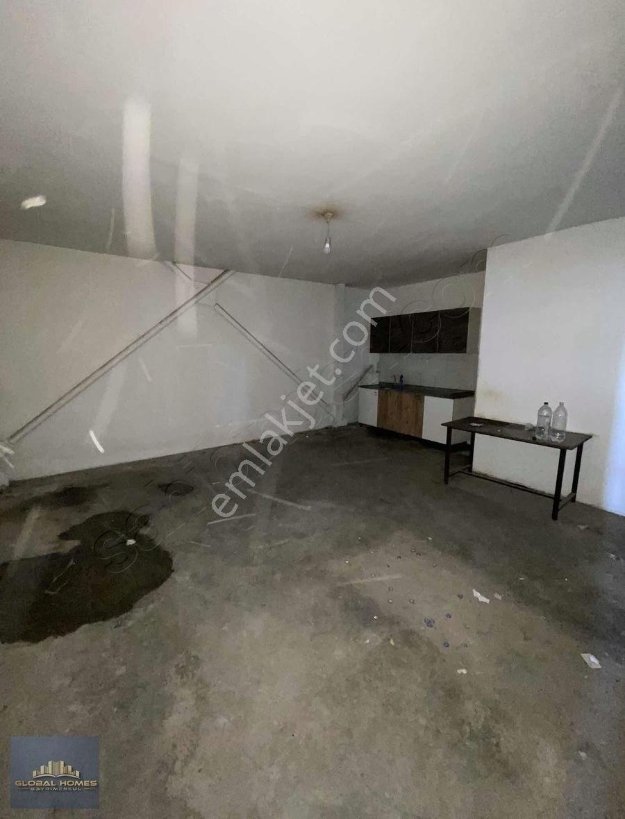 Kırkgöz Sanayi Sitesi Girişinde Geniş Kiralık Depo - Görsel 3