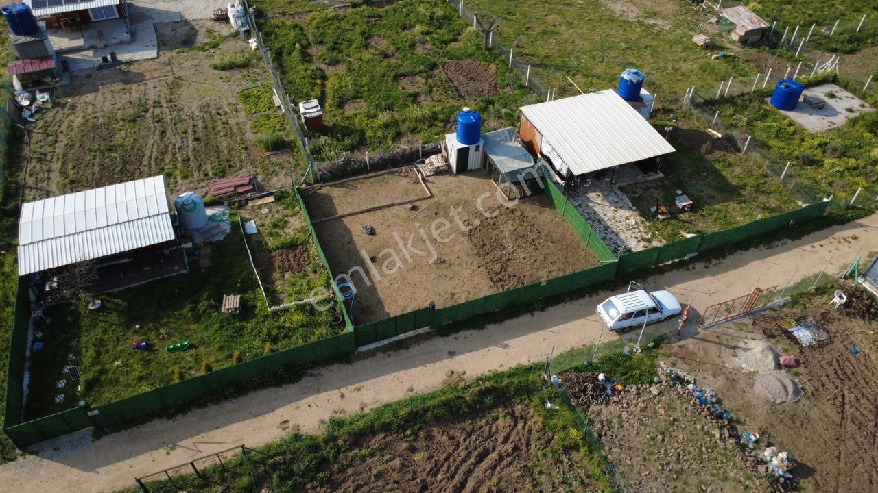 Çıtakta 213m2 İçerisinde Konteyner Bulunan Tarla - Görsel 11